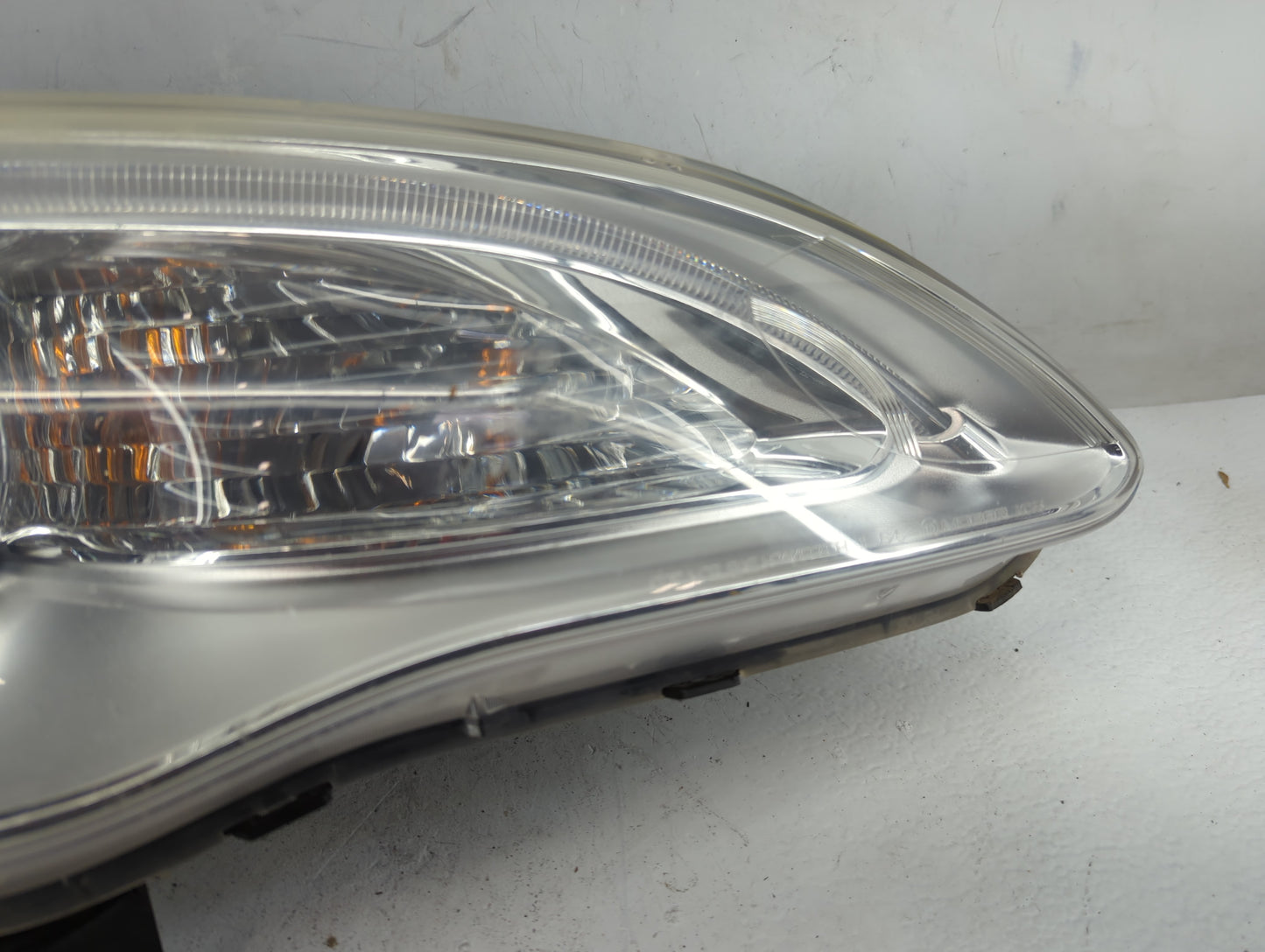2011-2014 Chrysler 200 Passenger Right Oem Head Light Headlight Lamp - Oemusedautoparts1.com