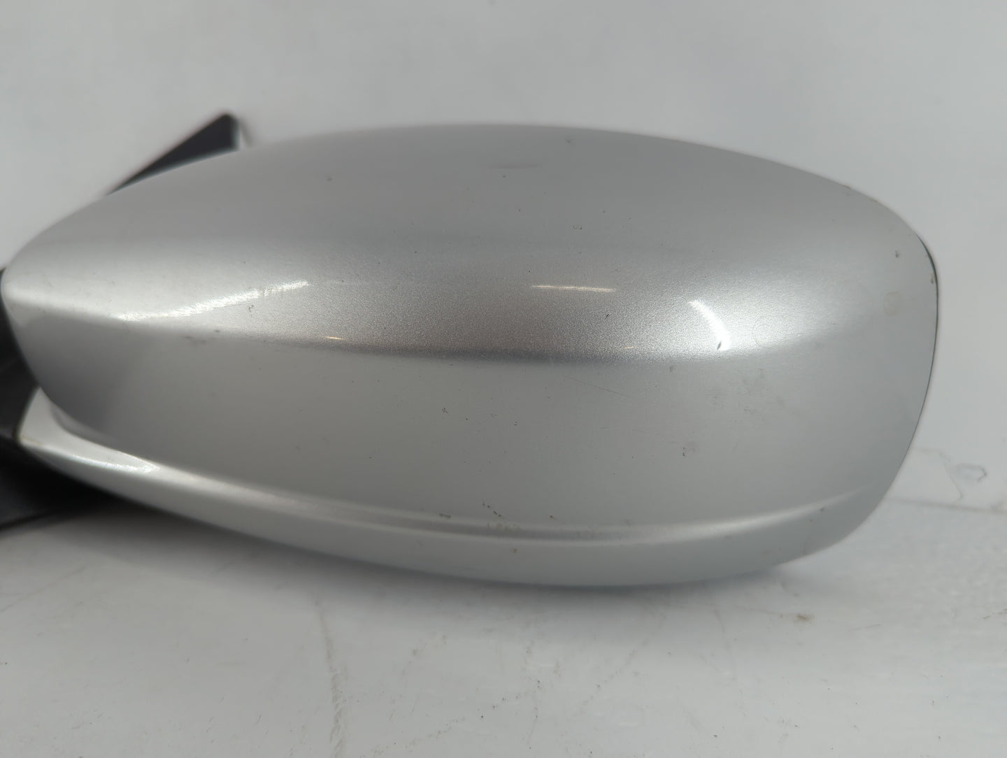 2011-2014 Chrysler 200 Driver Side View Mirror - Left Door Mirror OEM Used - Oemusedautoparts1.com