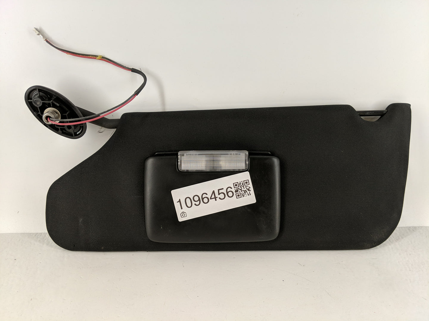 2011-2014 Chrysler 200 Sun Visor Shade Replacement Driver Left Mirror Fits Fits 2011 2012 2013 2014 OEM Used Auto Parts - Oe