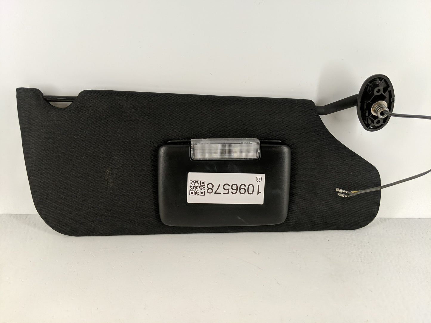 2011-2014 Chrysler 200 Sun Visor Shade Replacement Passenger Right Mirror Fits Fits 2011 2012 2013 2014 OEM Used Auto Parts 