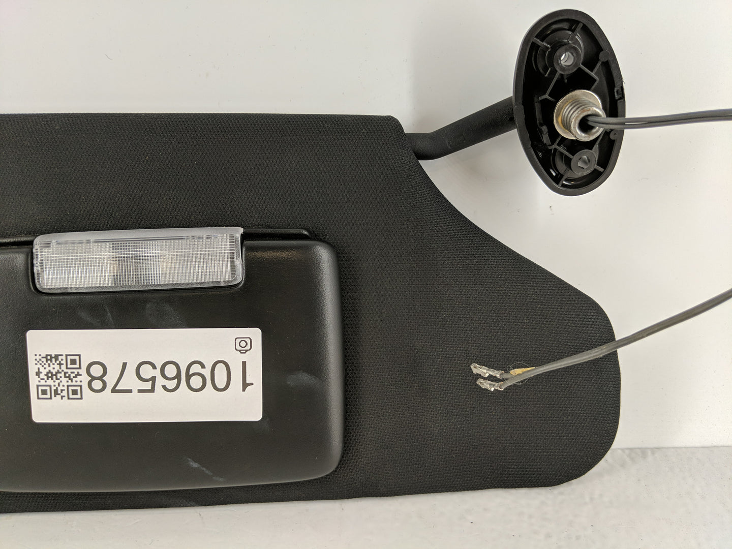 2011-2014 Chrysler 200 Sun Visor Shade Replacement Passenger Right Mirror Fits Fits 2011 2012 2013 2014 OEM Used Auto Parts 