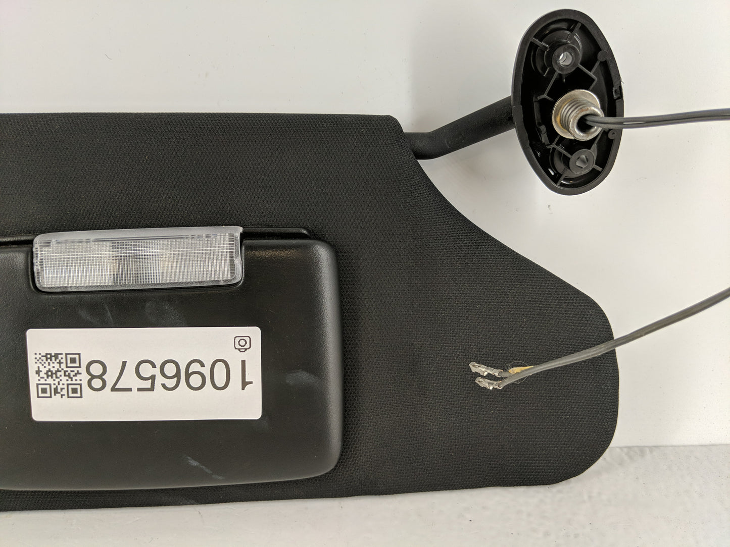 2011-2014 Chrysler 200 Sun Visor Shade Replacement Passenger Right Mirror Fits Fits 2011 2012 2013 2014 OEM Used Auto Parts 