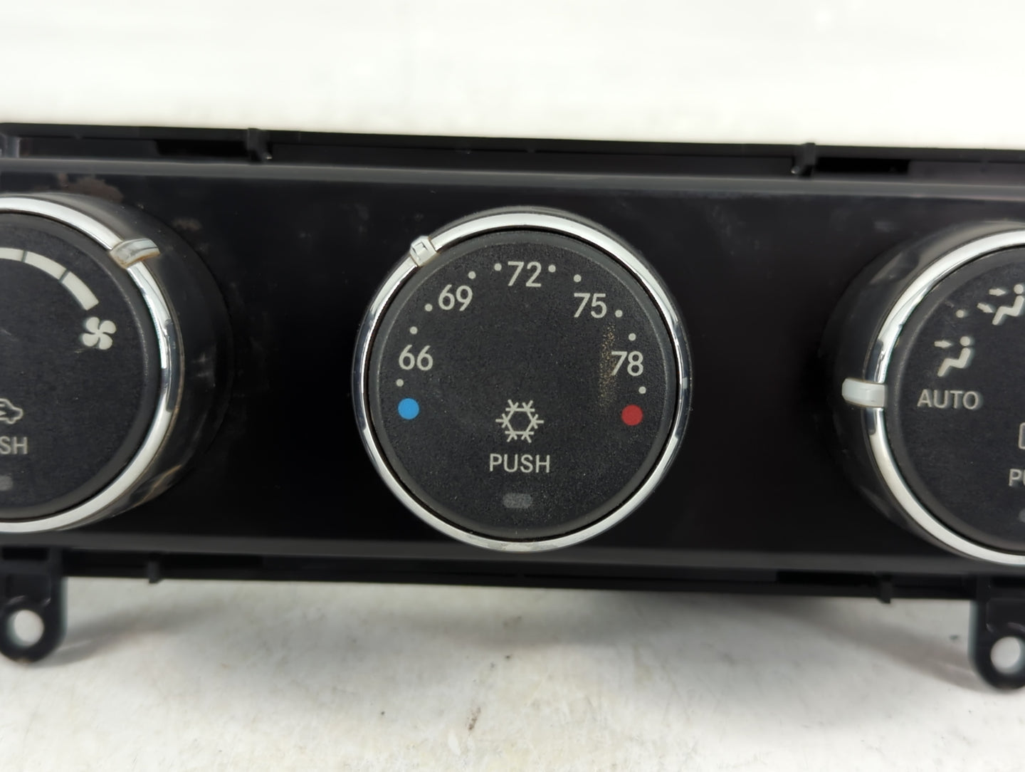 2011-2014 Chrysler 200 Climate Control Module Temperature AC/Heater Replacement P/N:P55111888AI Fits Fits 2010 2011 2012 201