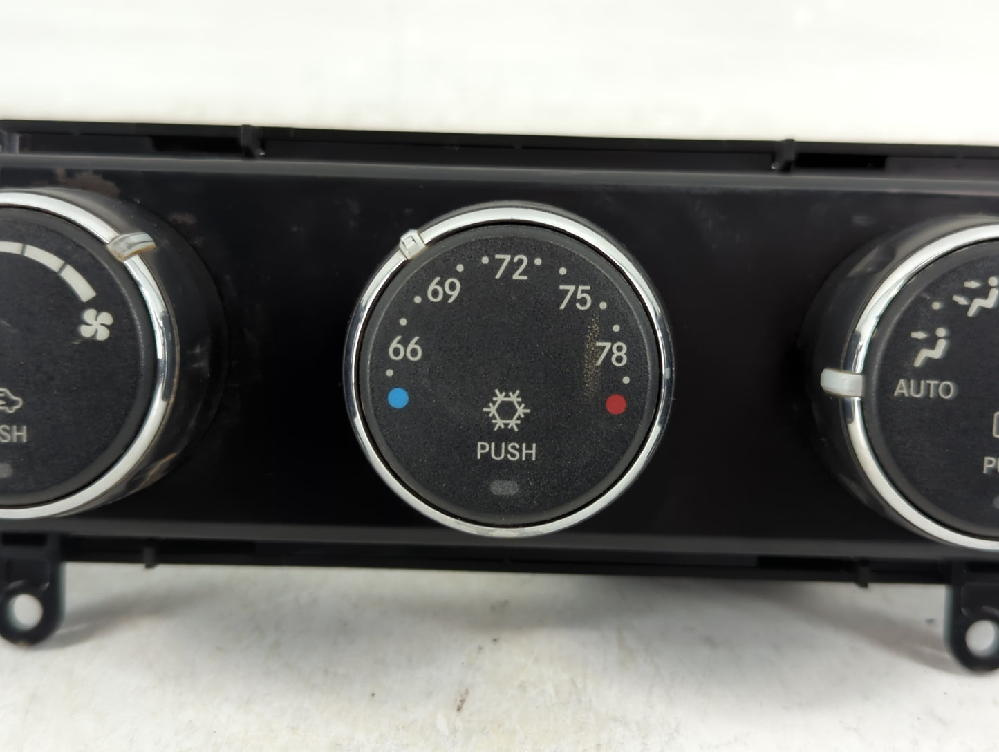 2011-2014 Chrysler 200 Climate Control Module Temperature AC/Heater Replacement P/N:P55111888AI Fits Fits 2010 2011 2012 201