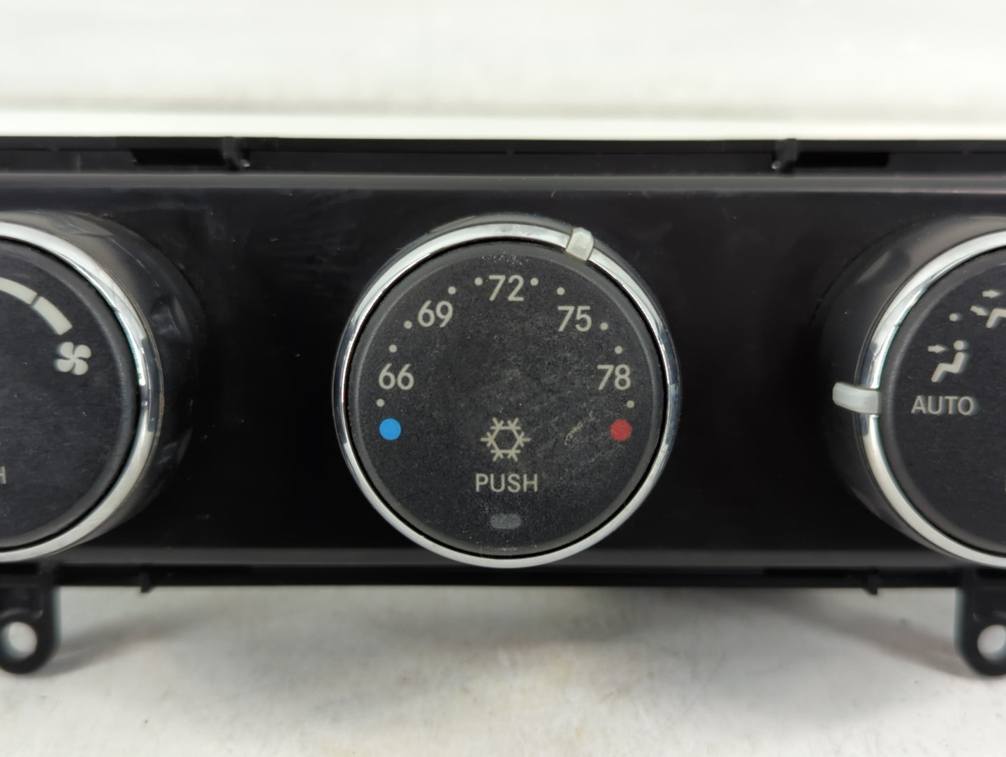 2011-2014 Chrysler 200 Climate Control Module Temperature AC/Heater Replacement P/N:P55111888AI Fits Fits 2010 2011 2012 201