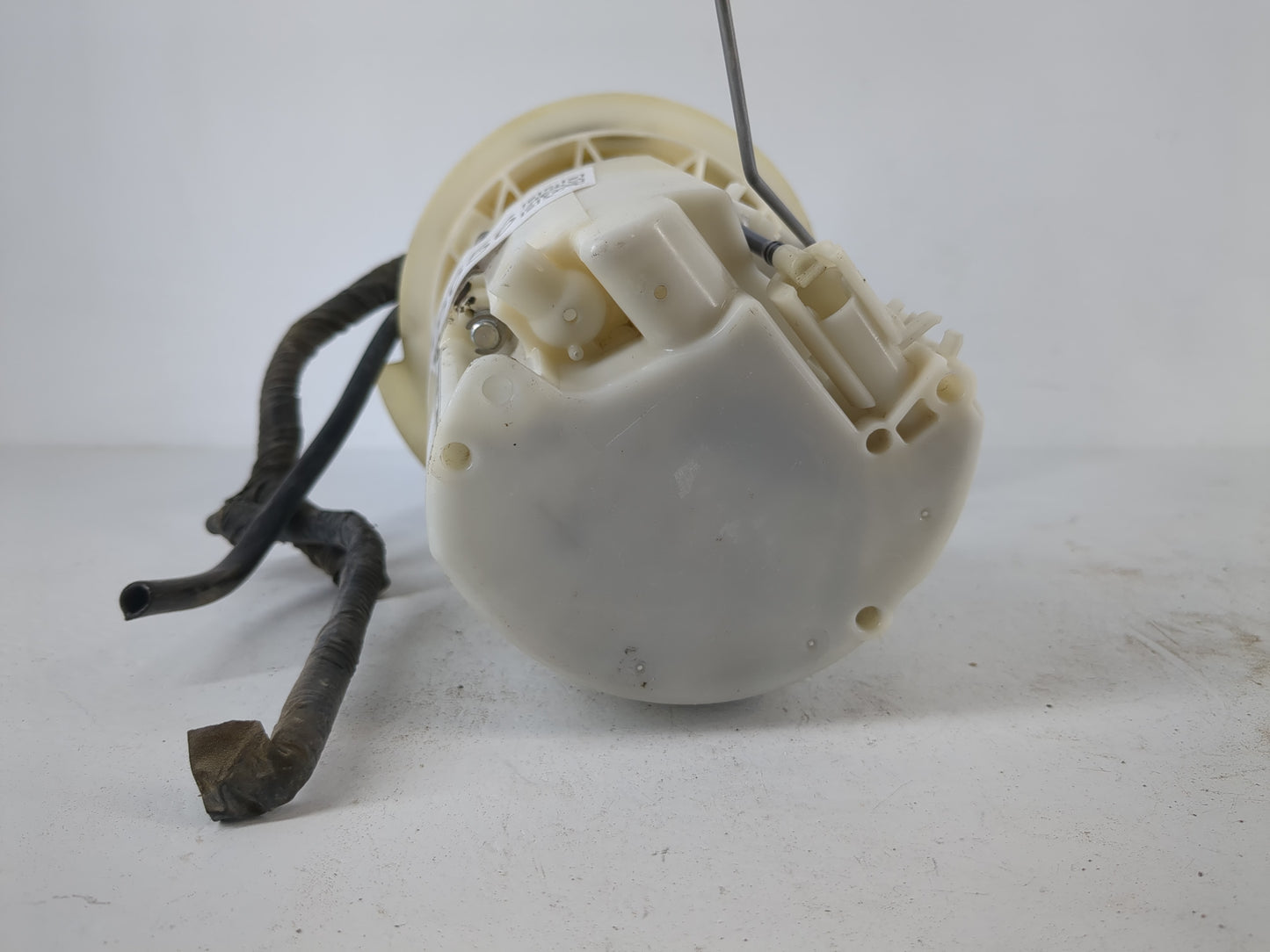 2011-2014 Chrysler 200 Electrical Gas Fuel Pump Assembly - Oemusedautoparts1.com