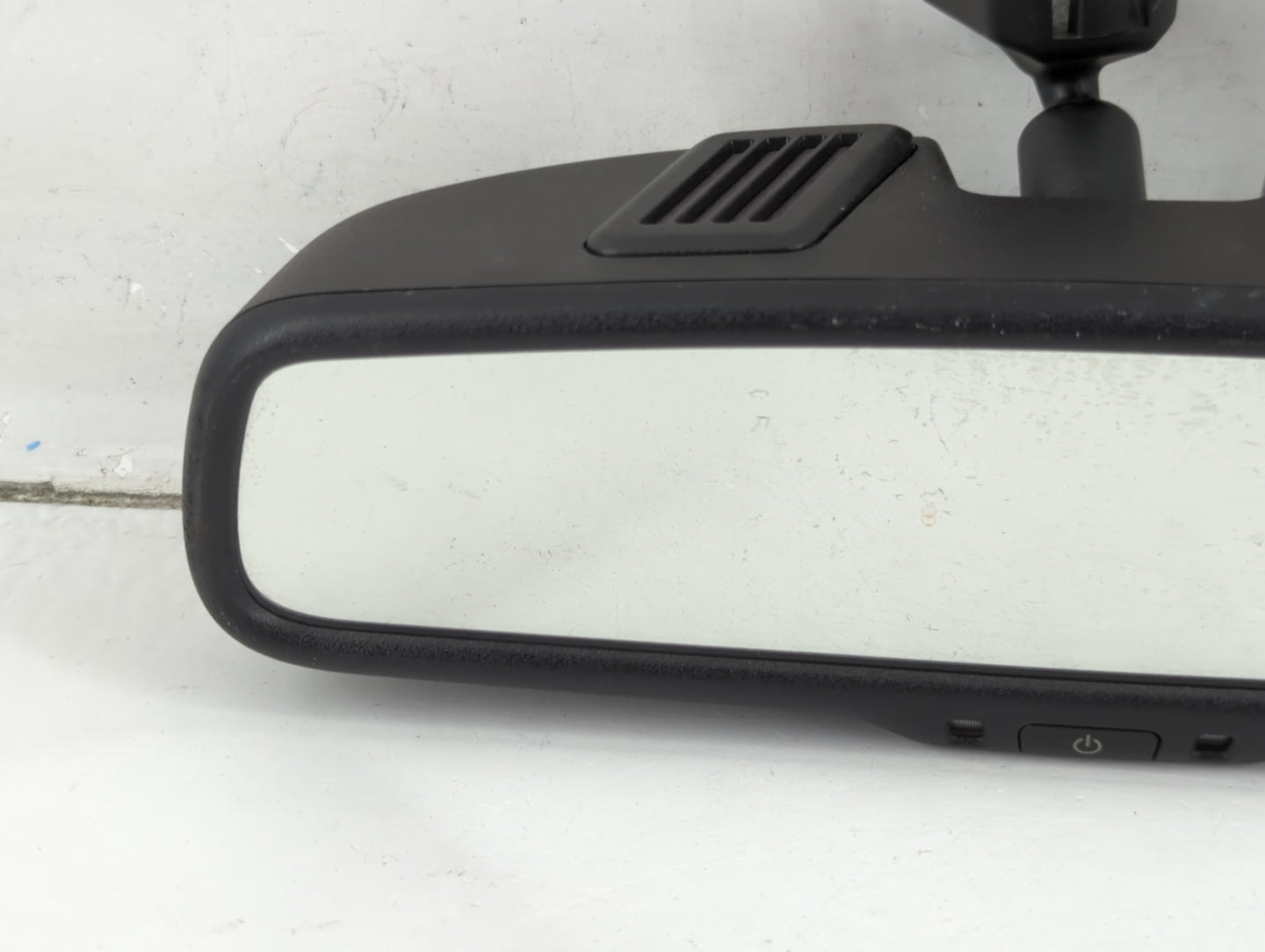 2011-2014 Chrysler 200 Interior Rear View Mirror Replacement OEM P/N:E11026130 Fits OEM Used Auto Parts - Oemusedautoparts1.