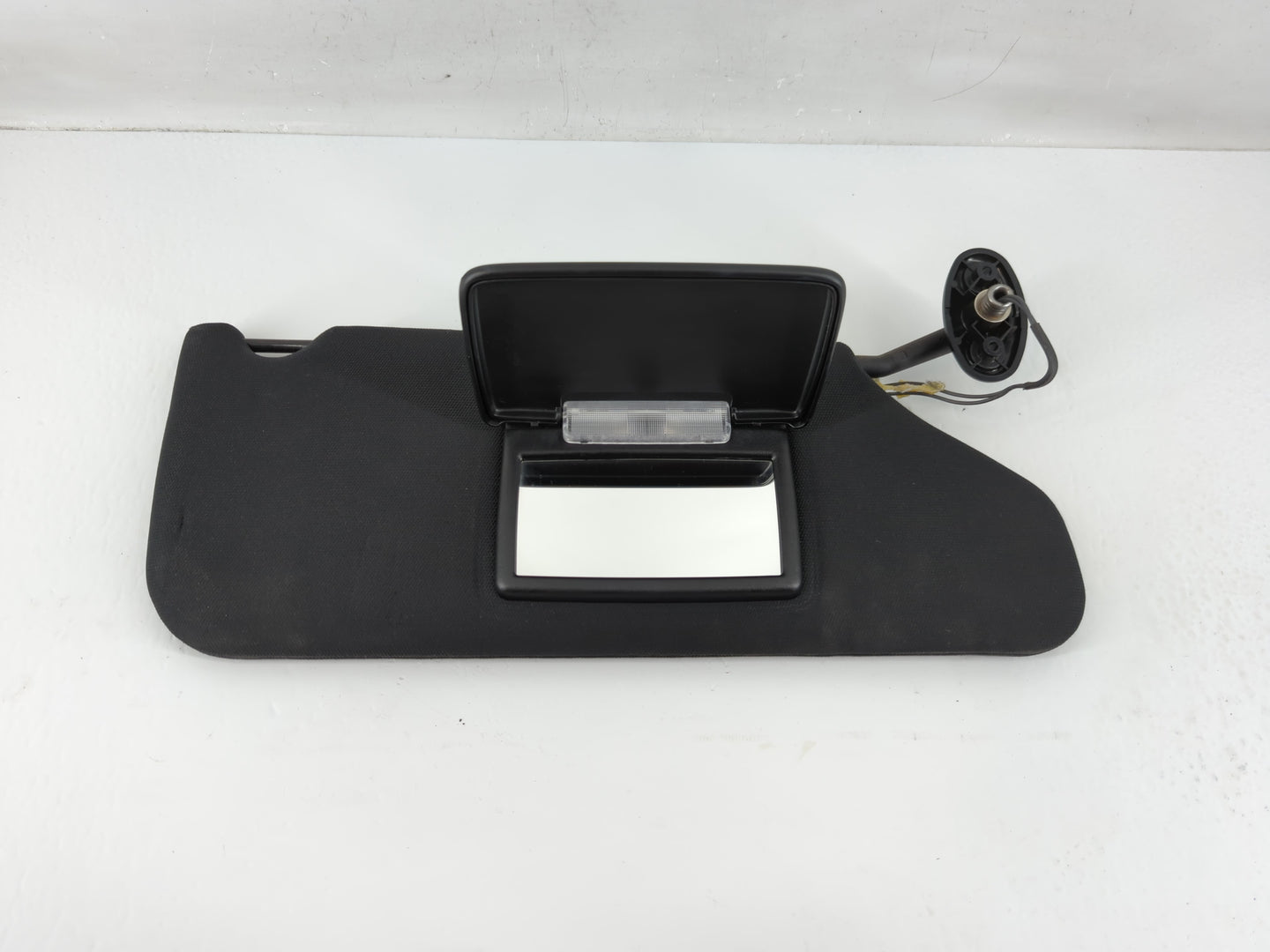 2011-2014 Chrysler 200 Sun Visor Shade Replacement Passenger Right Mirror Fits Fits 2011 2012 2013 2014 OEM Used Auto Parts 