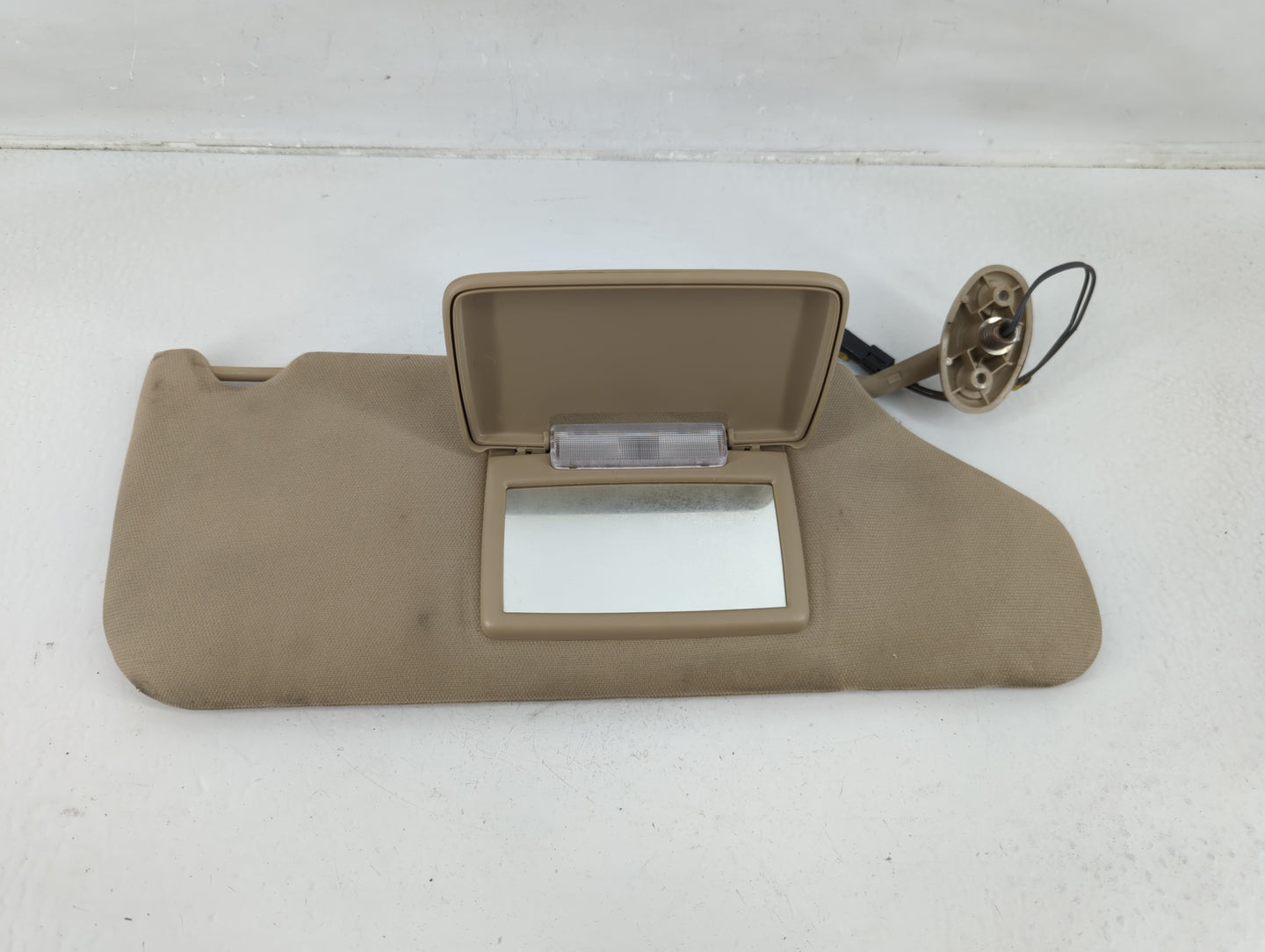 2011-2014 Chrysler 200 Sun Visor Shade Replacement Passenger Right Mirror Fits Fits 2011 2012 2013 2014 OEM Used Auto Parts 