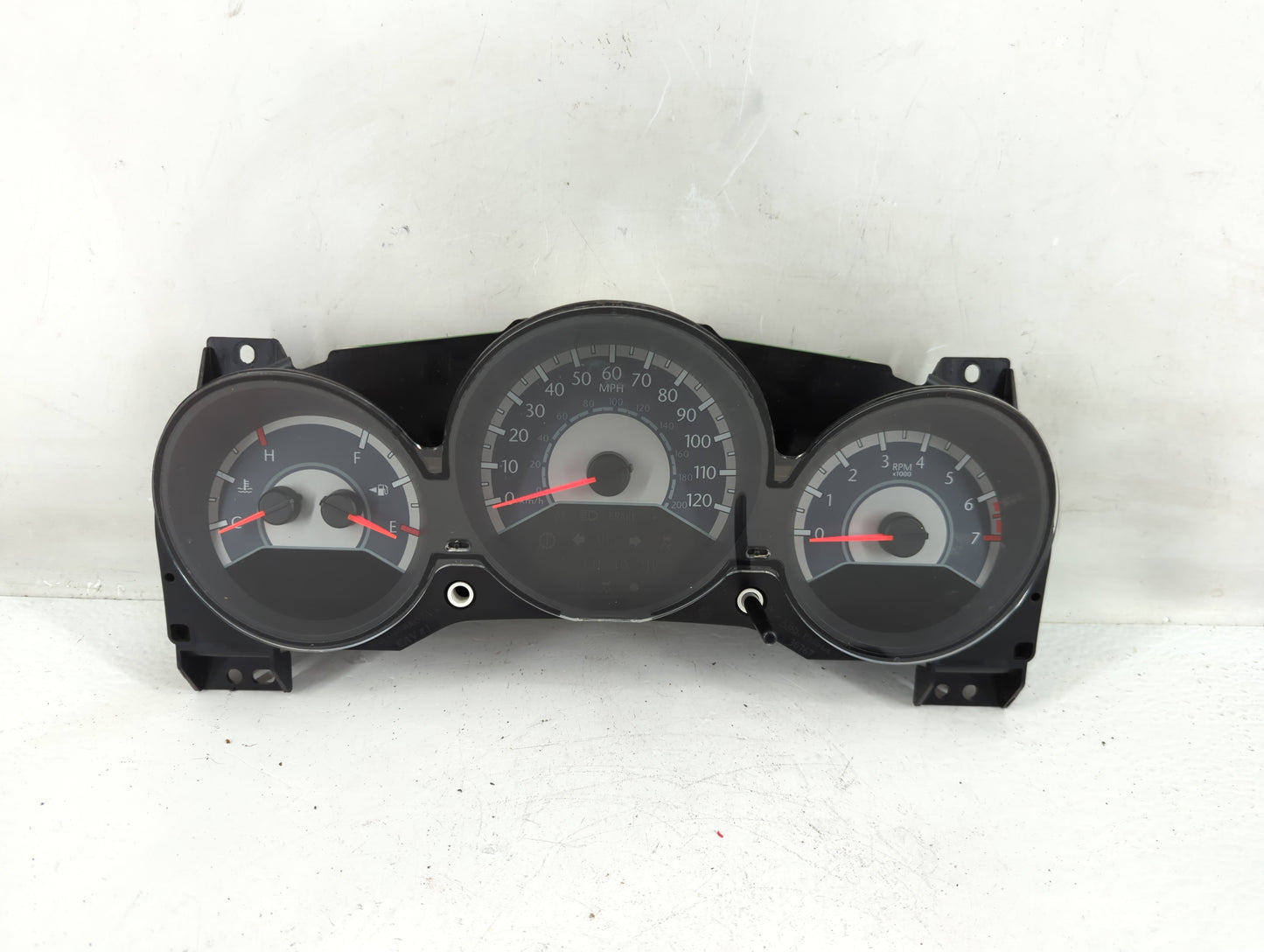 2011-2014 Chrysler 200 Instrument Cluster Speedometer Gauges Fits Fits 2011 2012 2013 2014 OEM Used Auto Parts - Oemusedauto