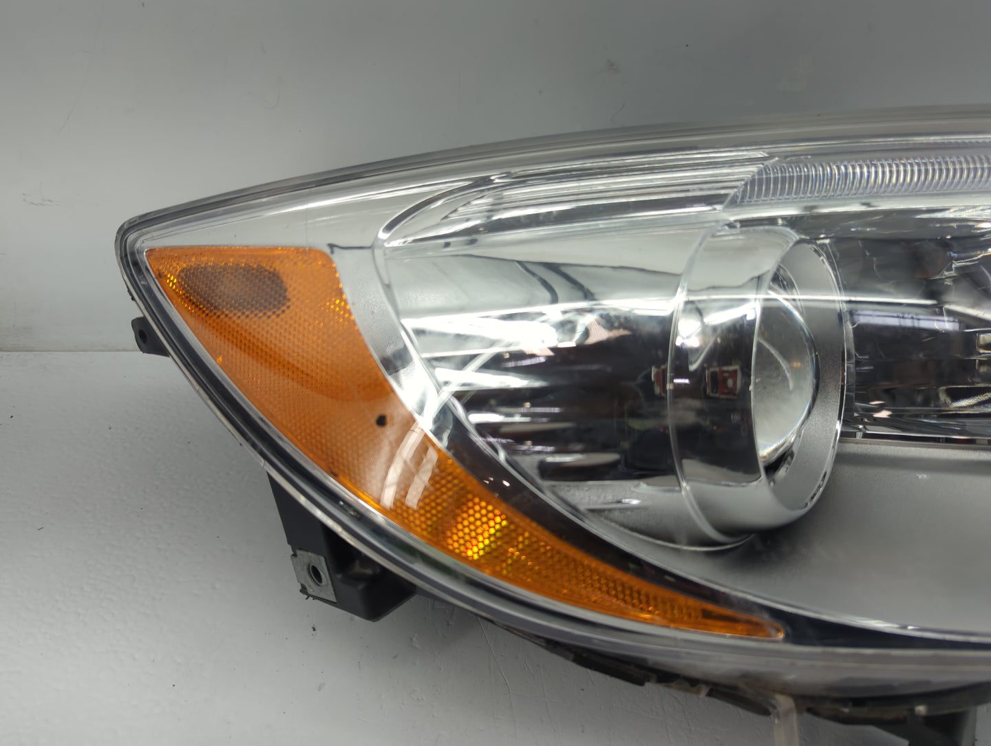 2011-2014 Chrysler 200 Passenger Right Oem Head Light Headlight Lamp 1239087 - Oemusedautoparts1.com