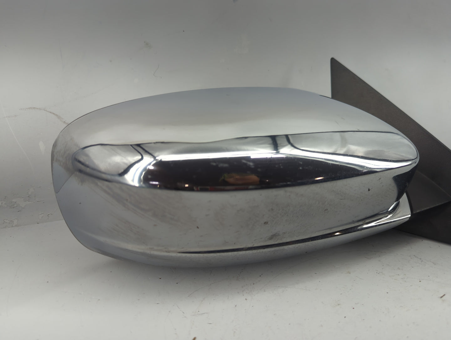 2011-2014 Chrysler 200 Passenger Side View Mirror - Right Door Mirror OEM Used - Oemusedautoparts1.com