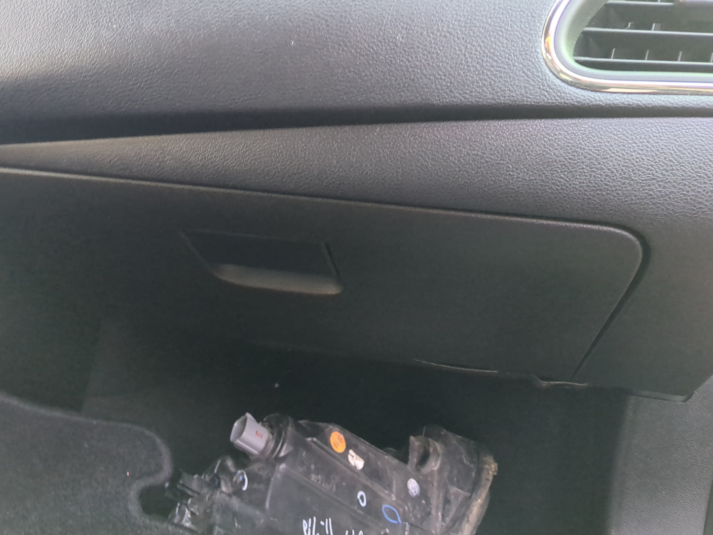 2012 Chrysler 200 Passenger Glove Box Door Storage Compartment - Oemusedautoparts1.com