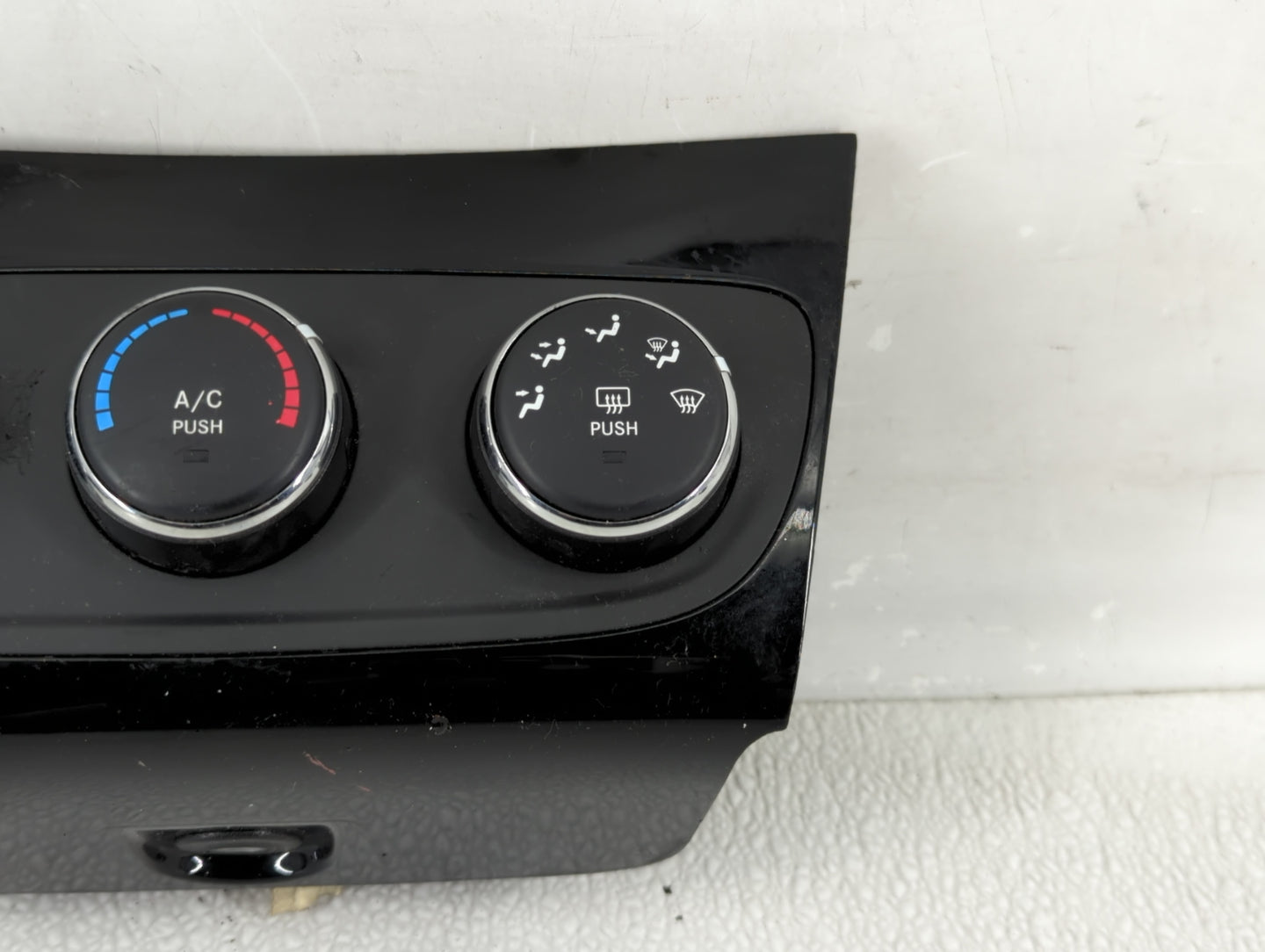 2011-2014 Chrysler 200 Climate Control Module Temperature AC/Heater Replacement P/N:61036A Fits Fits 2010 2011 2012 2013 201