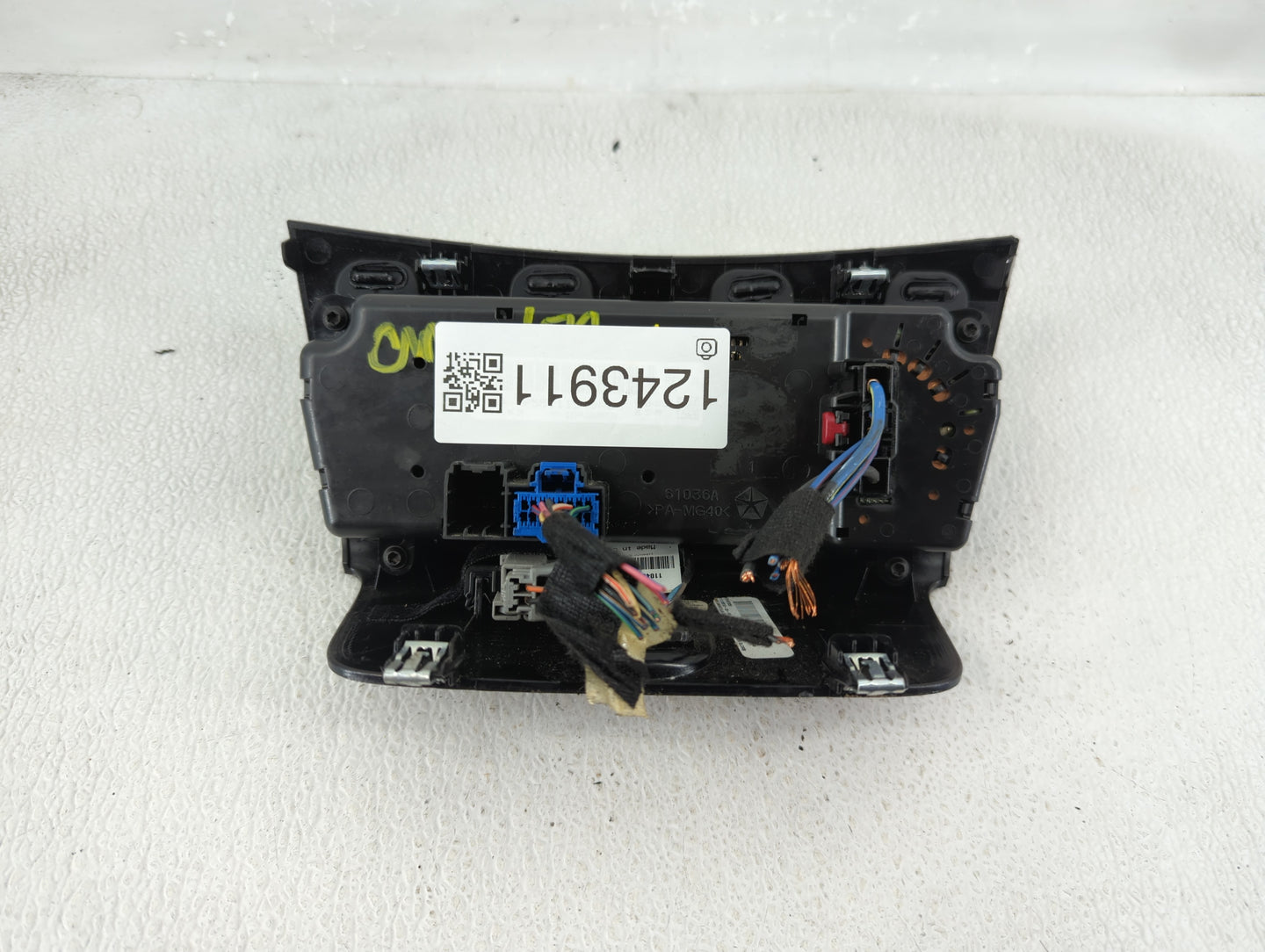 2011-2014 Chrysler 200 Climate Control Module Temperature AC/Heater Replacement P/N:61036A Fits Fits 2010 2011 2012 2013 201