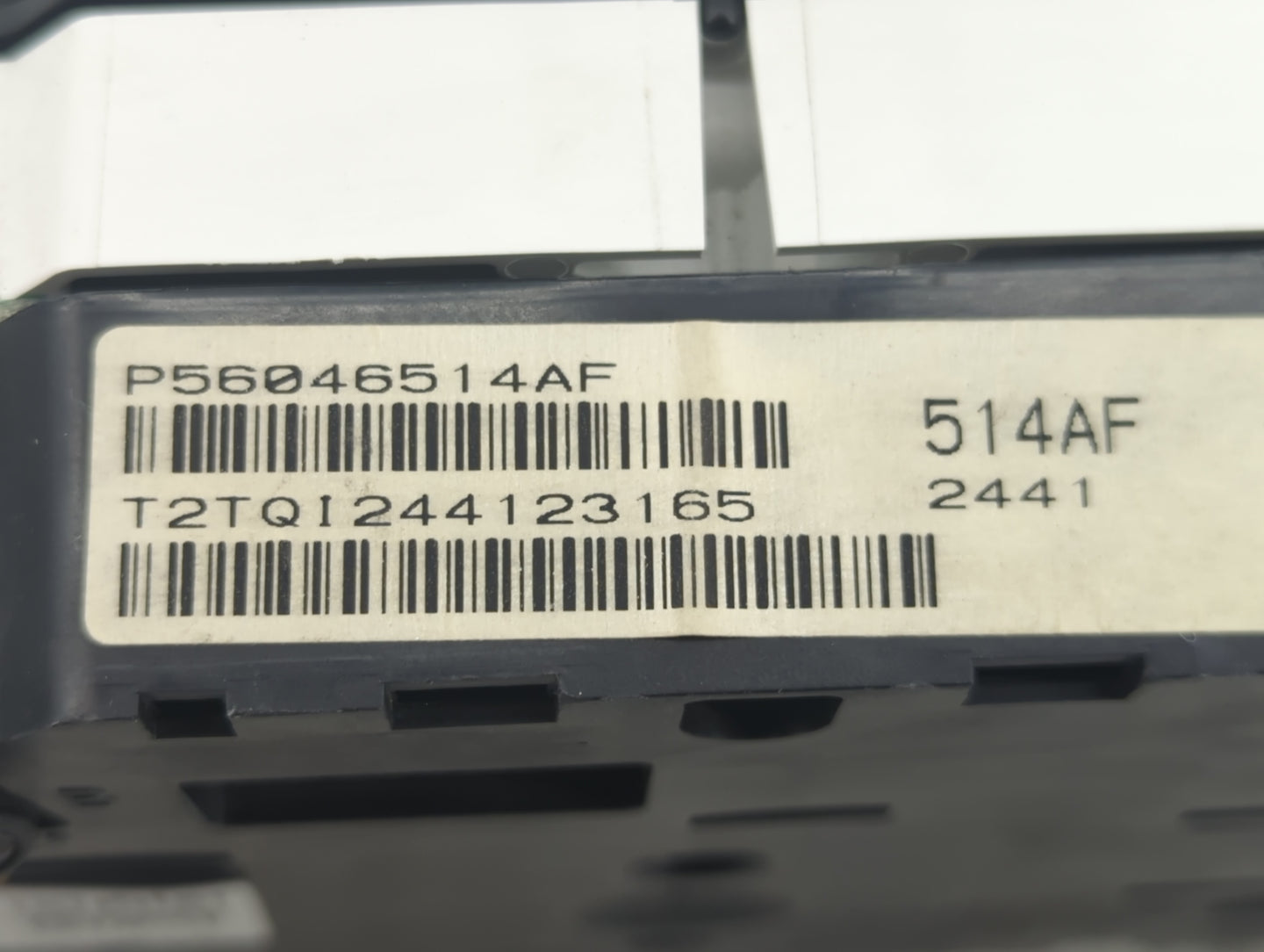 2011-2014 Chrysler 200 Instrument Cluster Speedometer Gauges P/N:P56046514AF Fits Fits 2011 2012 2013 2014 OEM Used Auto Par