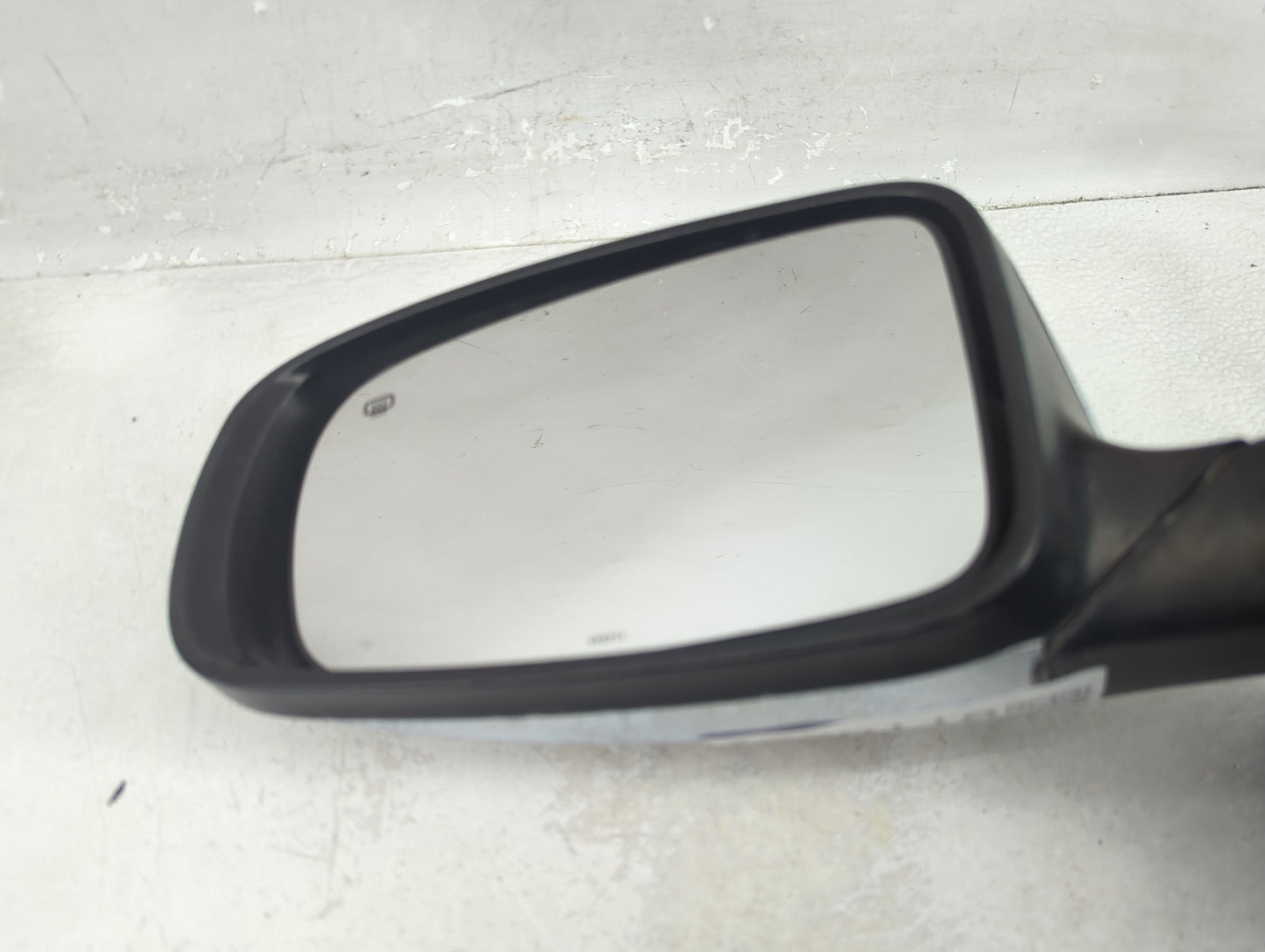 2011-2014 Chrysler 200 Driver Side View Mirror - Left Door Mirror OEM Used - Oemusedautoparts1.com