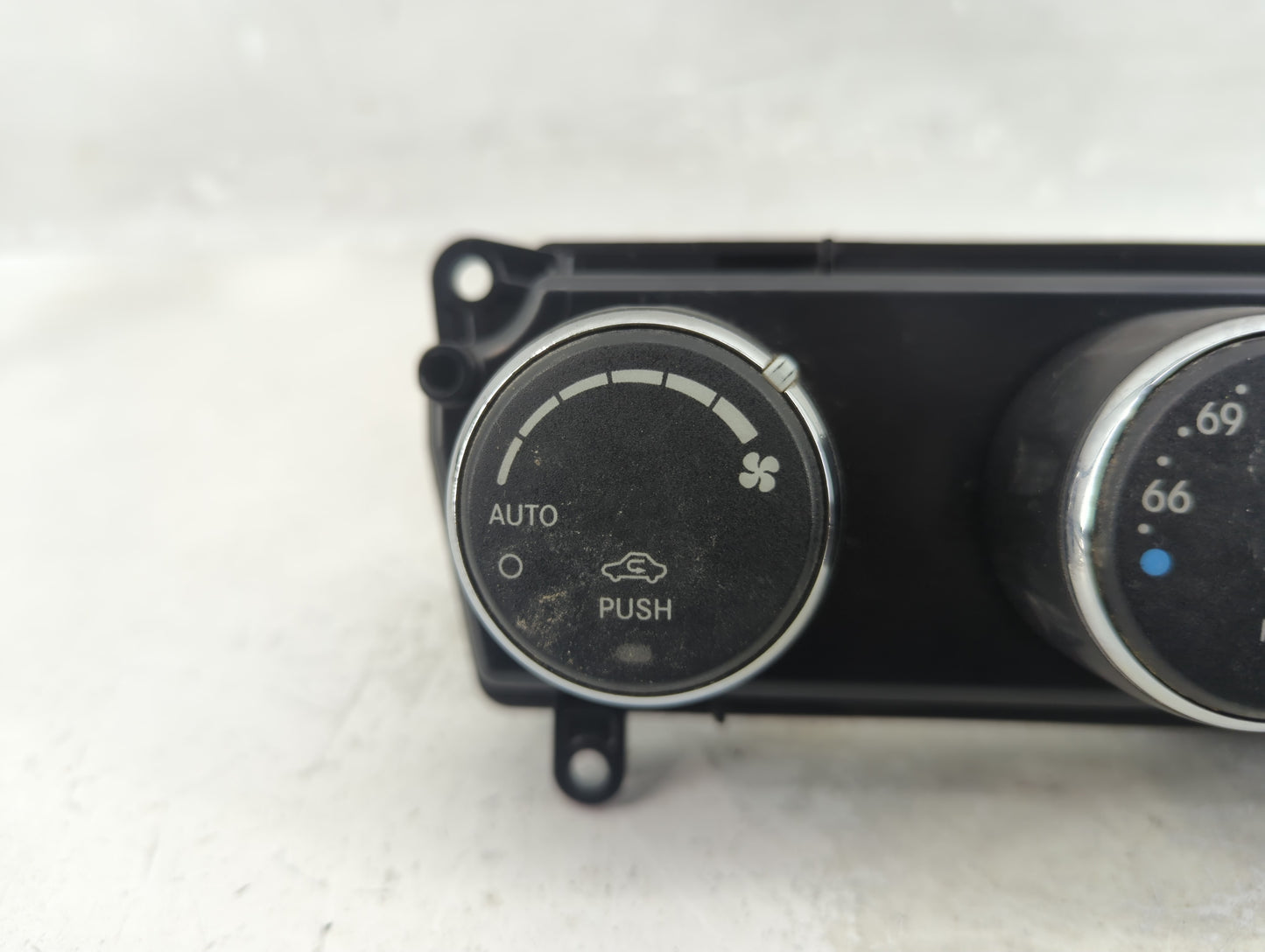 2011-2014 Chrysler 200 Climate Control Module Temperature AC/Heater Replacement P/N:1SW68DX8C Fits OEM Used Auto Parts - Oem