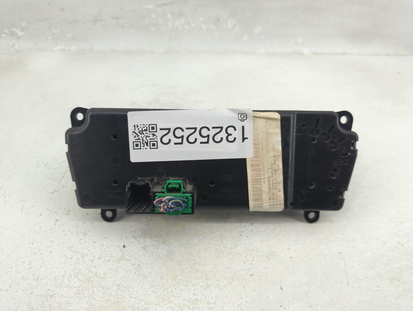 2011-2014 Chrysler 200 Climate Control Module Temperature AC/Heater Replacement P/N:1SW68DX8C Fits OEM Used Auto Parts - Oem
