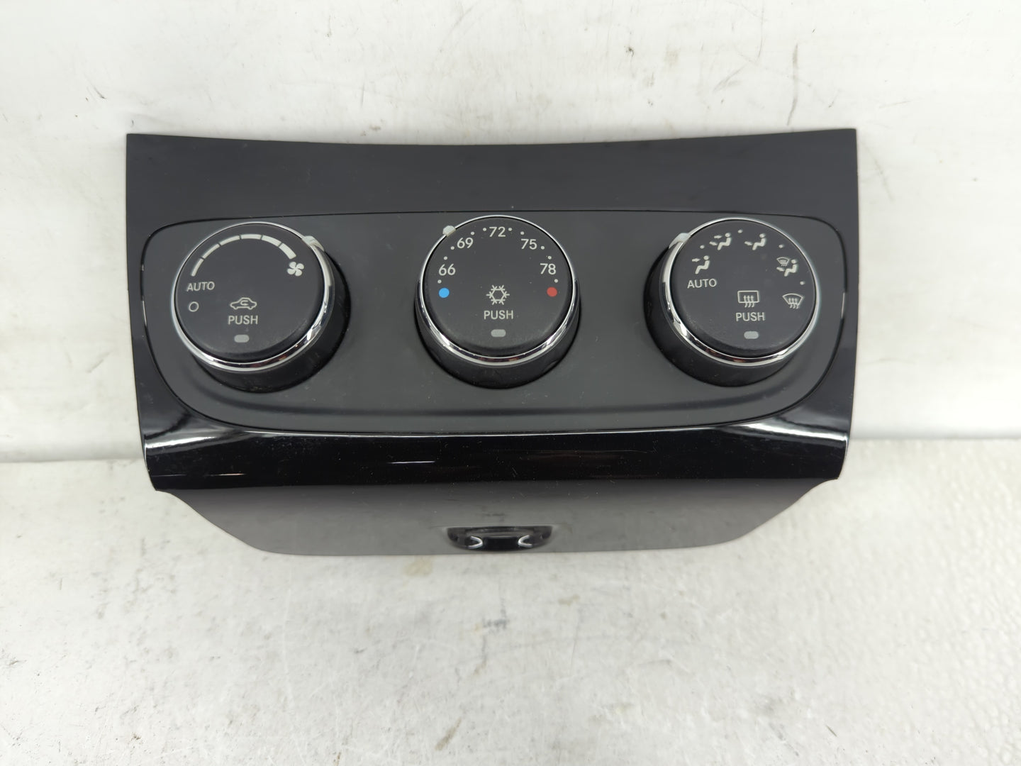 2011-2014 Chrysler 200 Climate Control Module Temperature AC/Heater Replacement P/N:P55111888AI Fits OEM Used Auto Parts - O