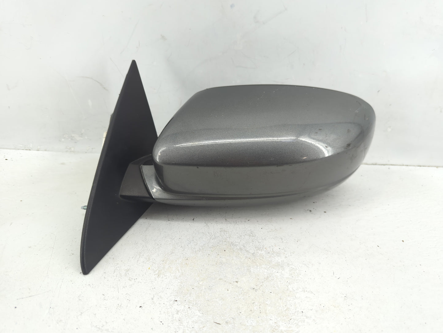 2011-2014 Chrysler 200 Driver Side View Mirror - Left Door Mirror OEM Used - Oemusedautoparts1.com