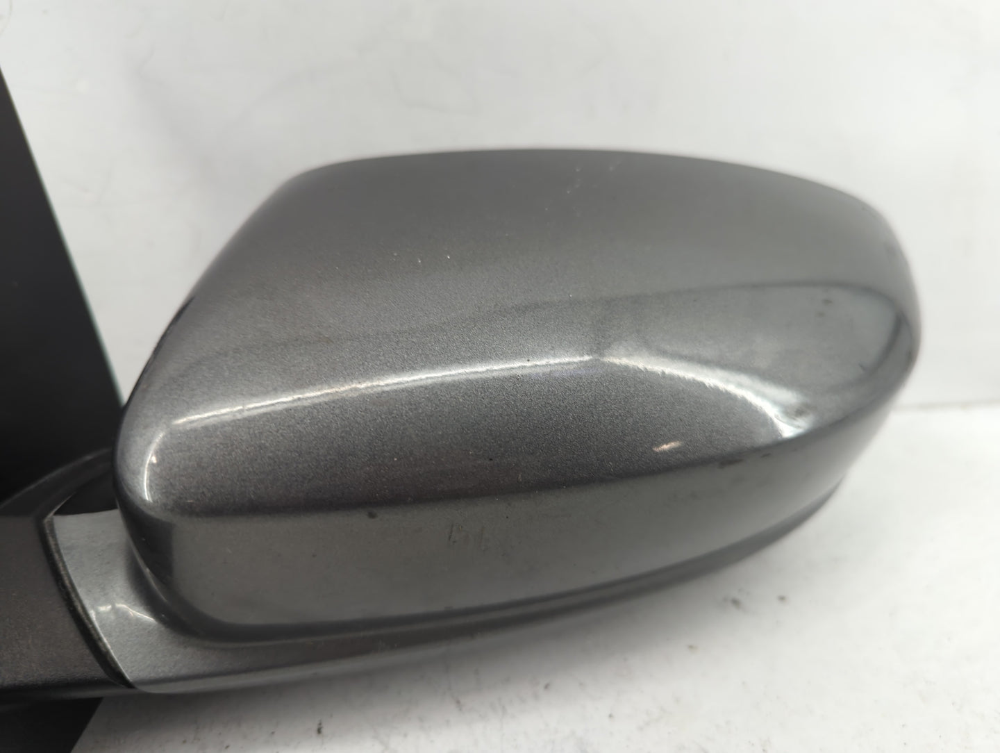 2011-2014 Chrysler 200 Driver Side View Mirror - Left Door Mirror OEM Used - Oemusedautoparts1.com