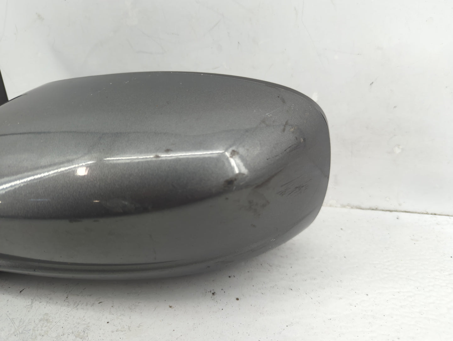 2011-2014 Chrysler 200 Driver Side View Mirror - Left Door Mirror OEM Used - Oemusedautoparts1.com