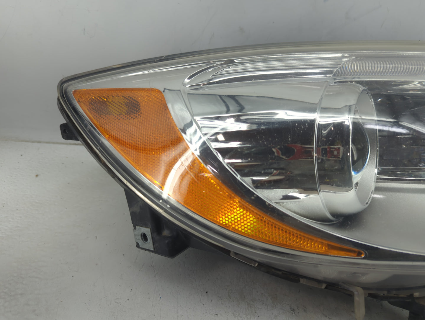2011-2014 Chrysler 200 Driver Left Oem Head Light Headlight Lamp - Oemusedautoparts1.com