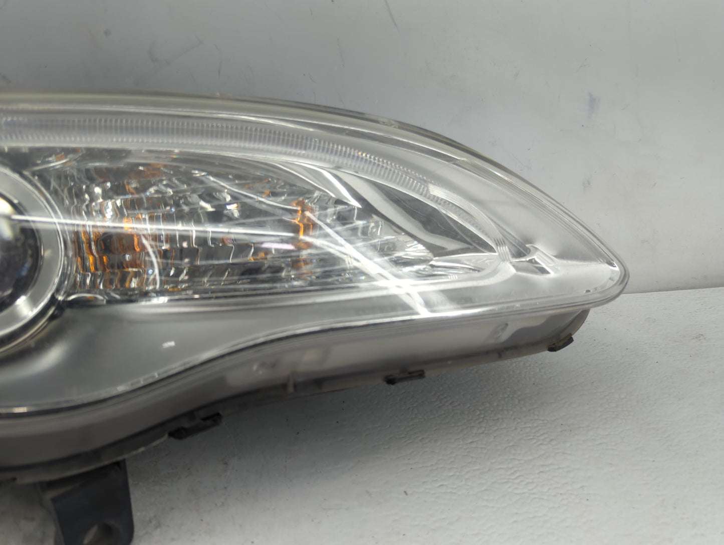2011-2014 Chrysler 200 Driver Left Oem Head Light Headlight Lamp - Oemusedautoparts1.com