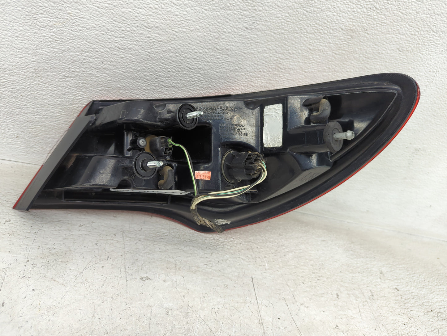 2011-2014 Chrysler 200 Tail Light Assembly Passenger Right OEM P/N:05182525AE Fits Fits 2011 2012 2013 2014 OEM Used Auto Pa