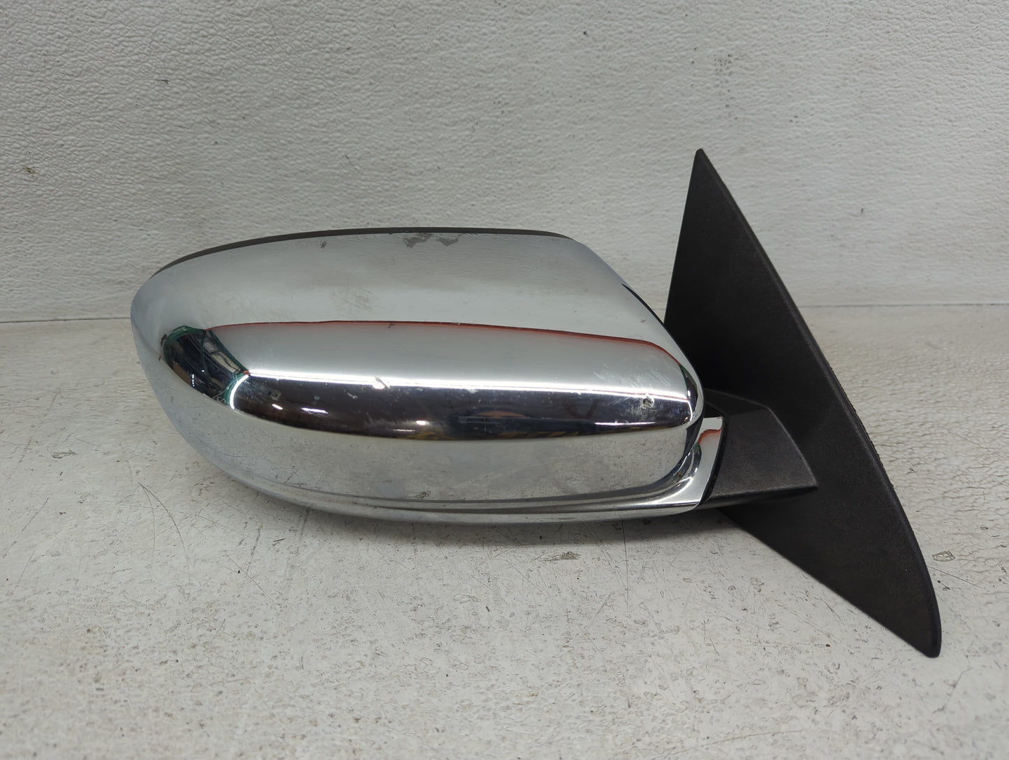 2011-2014 Chrysler 200 Passenger Side View Mirror - Right Door Mirror OEM Used - Oemusedautoparts1.com