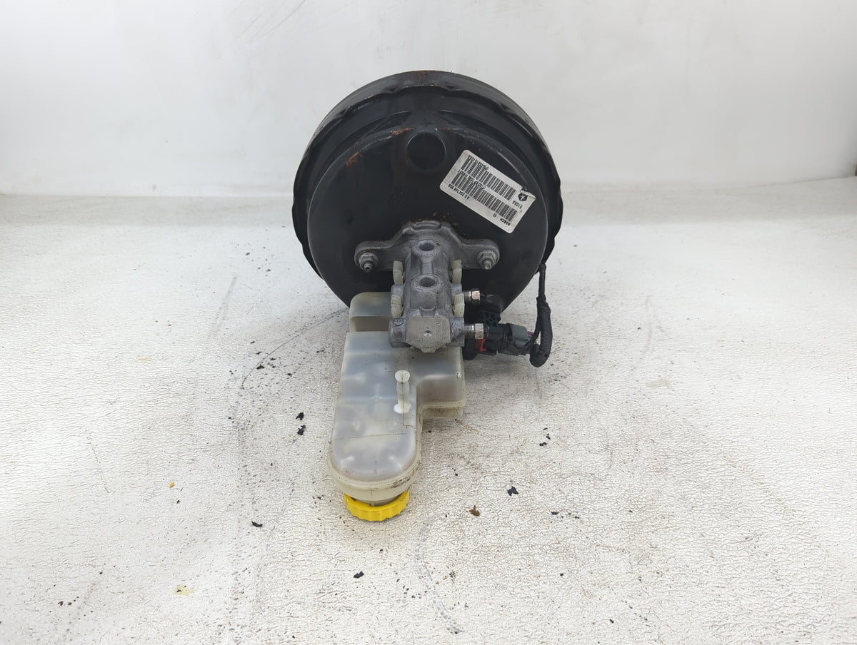 2011-2014 Chrysler 200 Power Brake Booster Oem 1423193 - Oemusedautoparts1.com