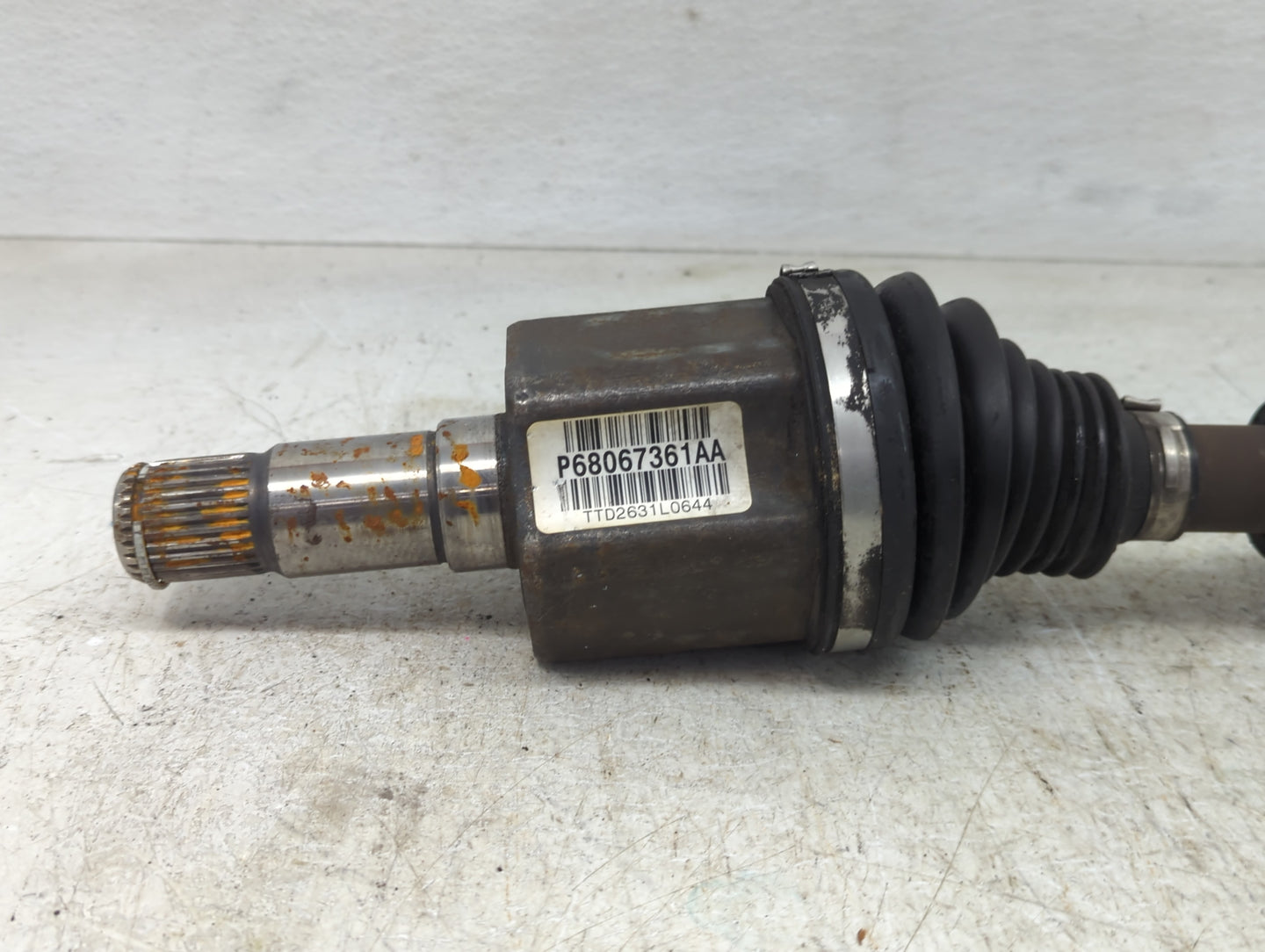 2011-2014 Chrysler 200 Axle Shaft Front Driver Cv C/v - Oemusedautoparts1.com