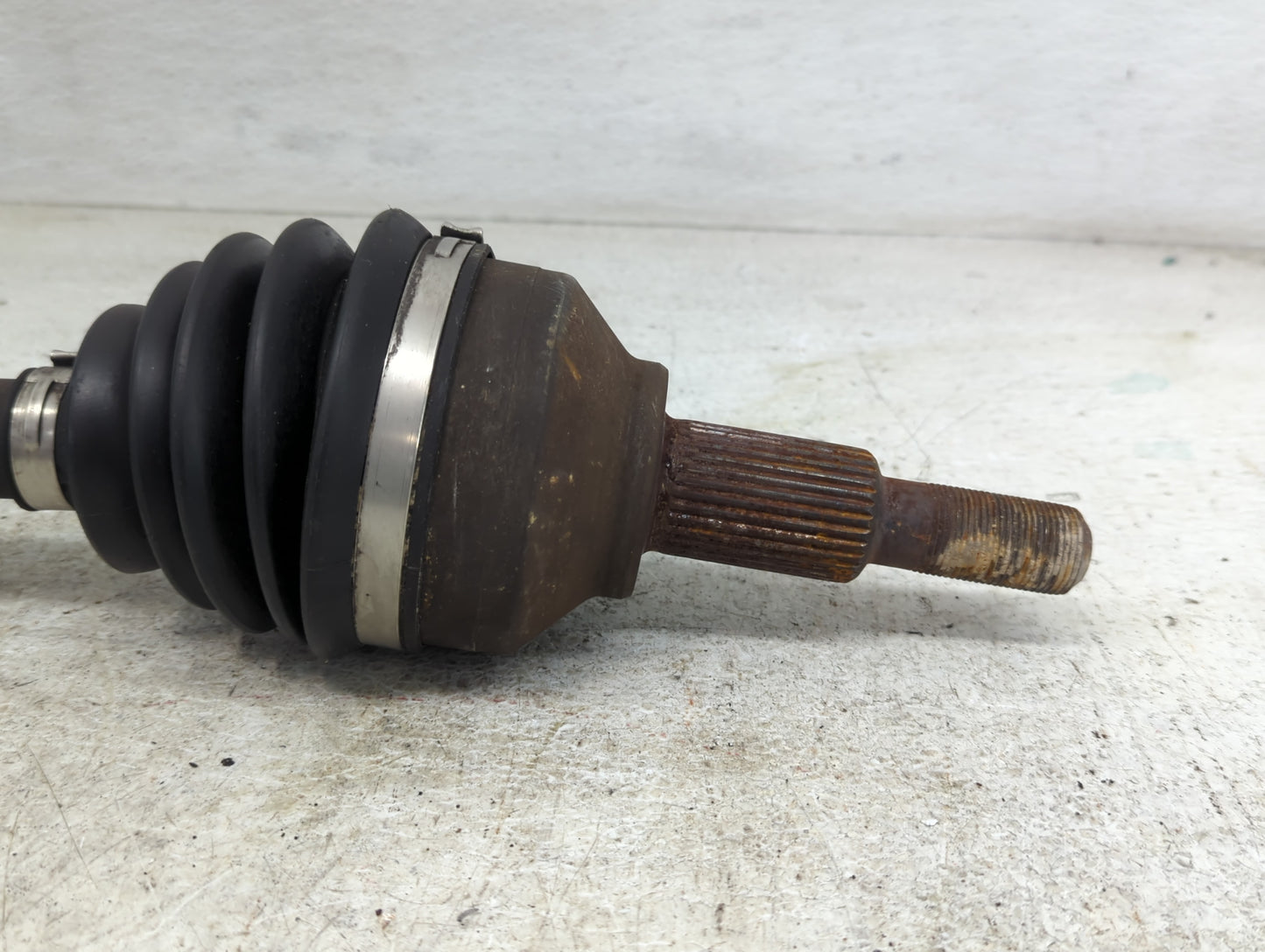 2011-2014 Chrysler 200 Axle Shaft Front Driver Cv C/v - Oemusedautoparts1.com
