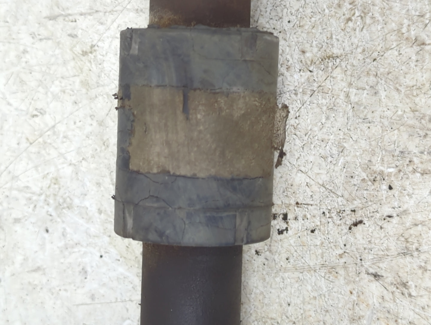2011-2014 Chrysler 200 Axle Shaft Front Driver Cv C/v - Oemusedautoparts1.com