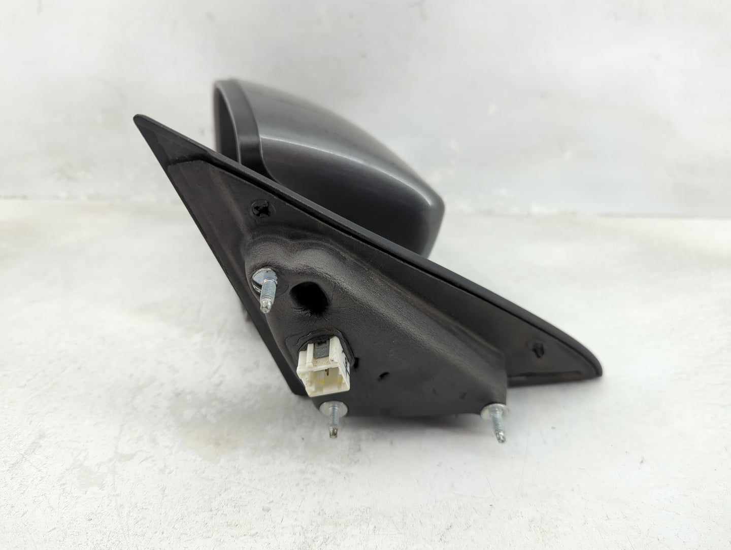 2011-2014 Chrysler 200 Driver Side View Mirror - Left Door Mirror OEM Used - Oemusedautoparts1.com