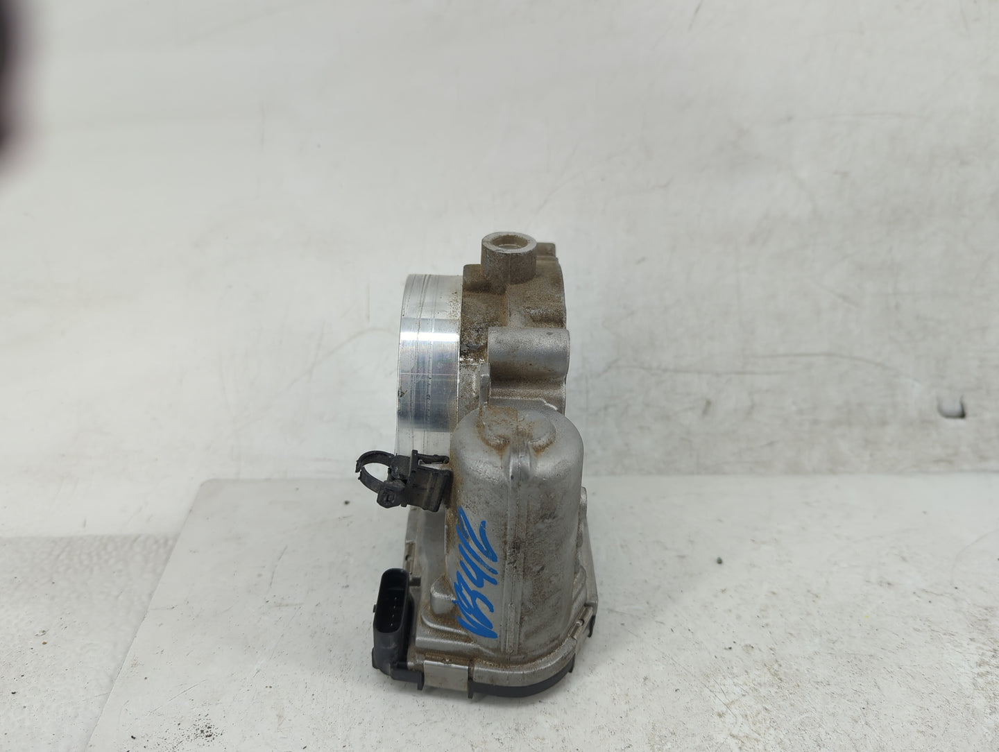 2011-2017 Chrysler 200 Throttle Body P/N:0 280 750 570 05184349AC Fits OEM Used Auto Parts - Oemusedautoparts1.com