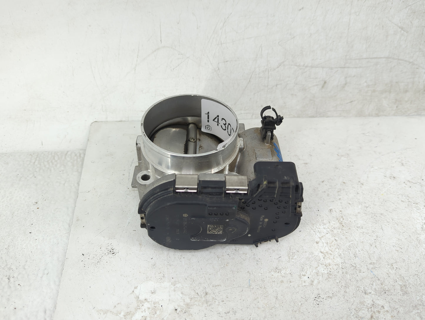 2011-2017 Chrysler 200 Throttle Body P/N:0 280 750 570 05184349AC Fits OEM Used Auto Parts - Oemusedautoparts1.com
