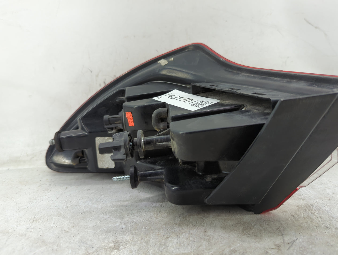 2011-2014 Chrysler 200 Tail Light Assembly Driver Left OEM Fits Fits 2011 2012 2013 2014 OEM Used Auto Parts - Oemusedautopa