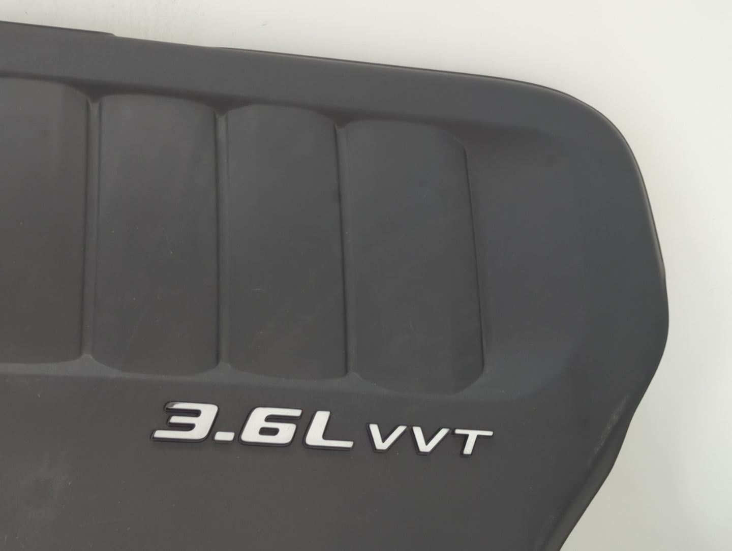 2012 Chrysler 200 Engine Cover 1432279 - Oemusedautoparts1.com