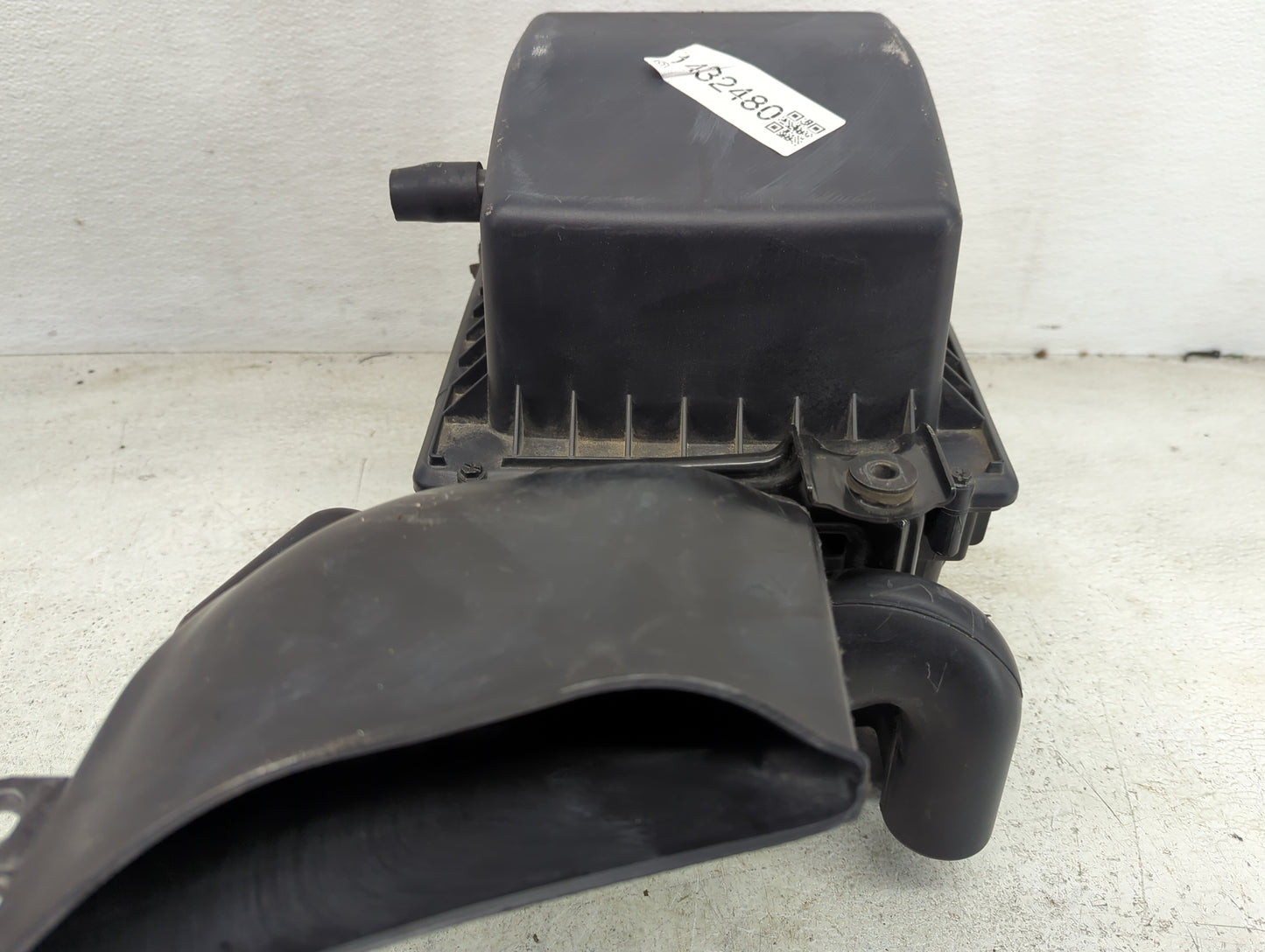 2011-2014 Chrysler 200 Air Cleaner Intake-duct Hose Tube - Oemusedautoparts1.com