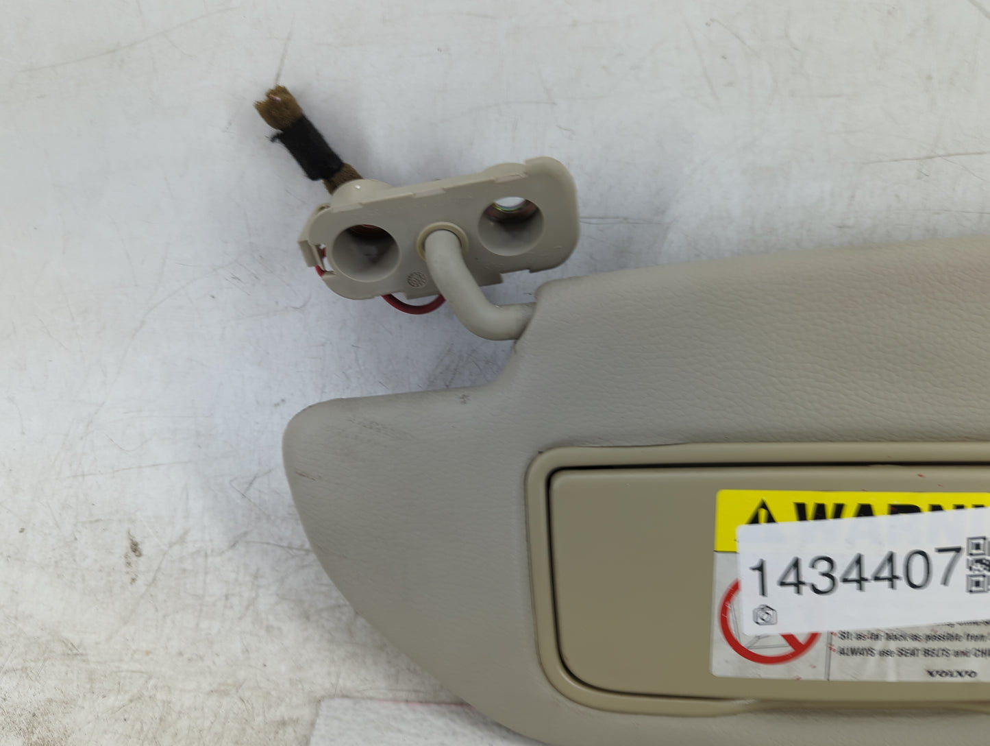 2011-2014 Chrysler 200 Sun Visor Shade Replacement Driver Left Mirror Fits Fits 2011 2012 2013 2014 OEM Used Auto Parts - Oe
