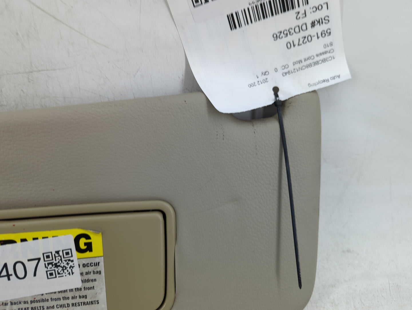 2011-2014 Chrysler 200 Sun Visor Shade Replacement Driver Left Mirror Fits Fits 2011 2012 2013 2014 OEM Used Auto Parts - Oe