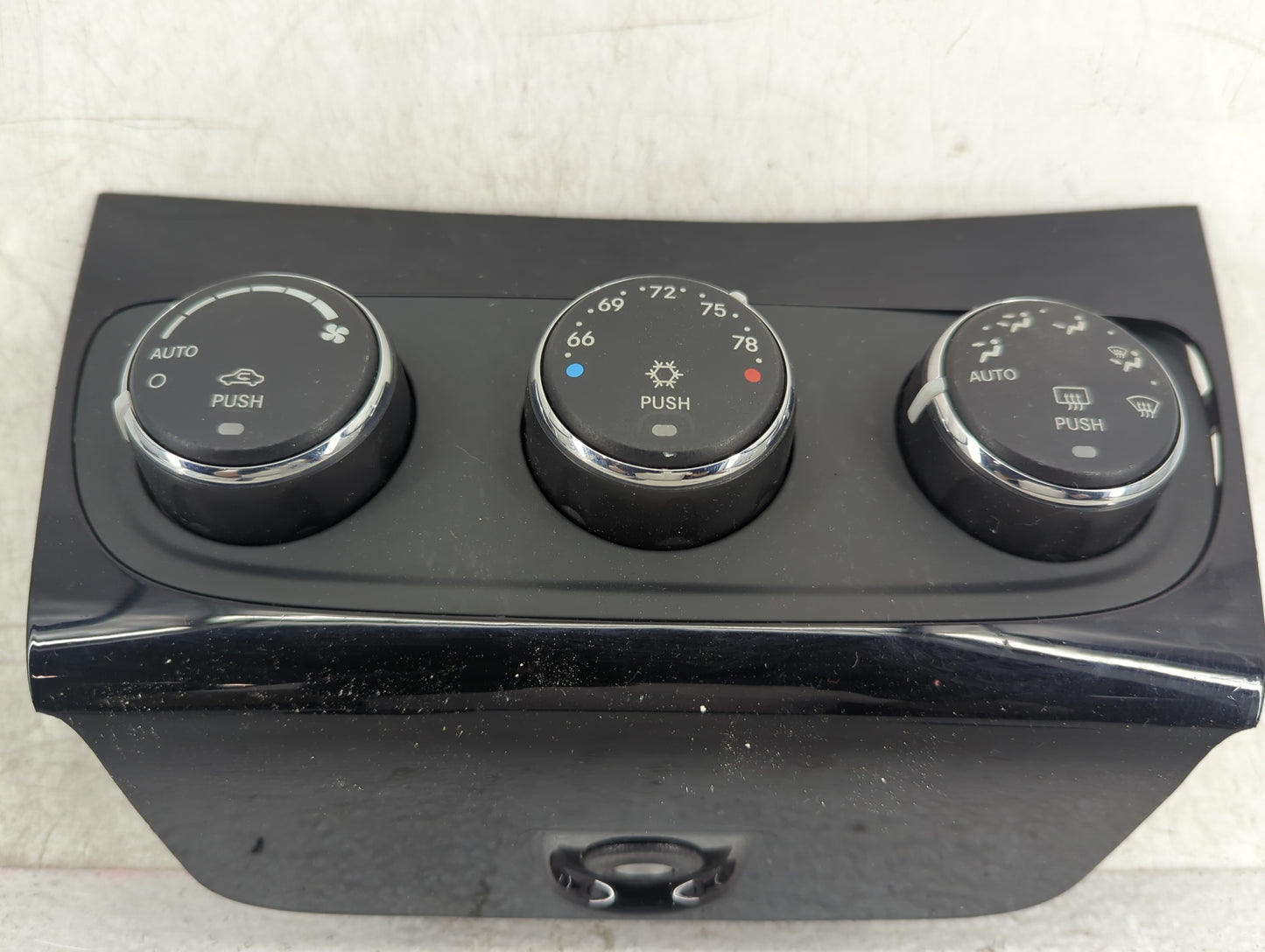 2011-2014 Chrysler 200 Climate Control Module Temperature AC/Heater Replacement P/N:P55111888AI 1SW6RDXRAD Fits OEM Used Aut