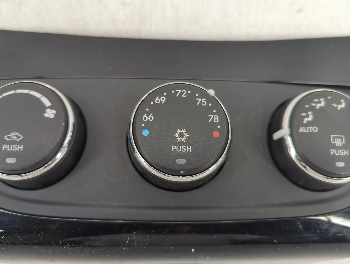 2011-2014 Chrysler 200 Climate Control Module Temperature AC/Heater Replacement P/N:P55111888AI 1SW6RDXRAD Fits OEM Used Aut