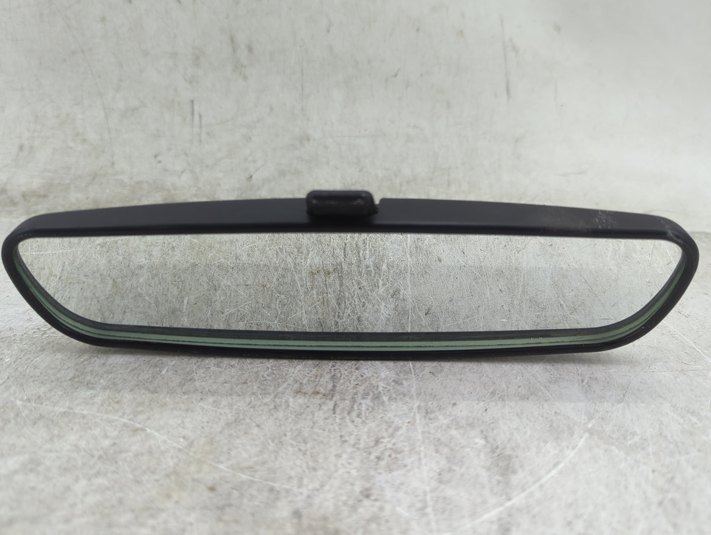 2012 Chrysler 200 Interior Rear View Mirror Replacement OEM P/N:E8011681 MODEL 240 Fits OEM Used Auto Parts - Oemusedautopar