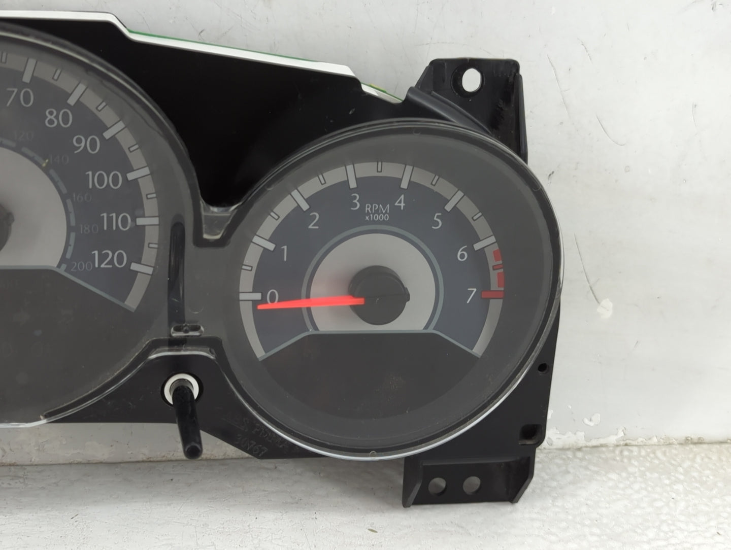 2011-2014 Chrysler 200 Instrument Cluster Speedometer Gauges P/N:P56046514AH Fits Fits 2011 2012 2013 2014 OEM Used Auto Par