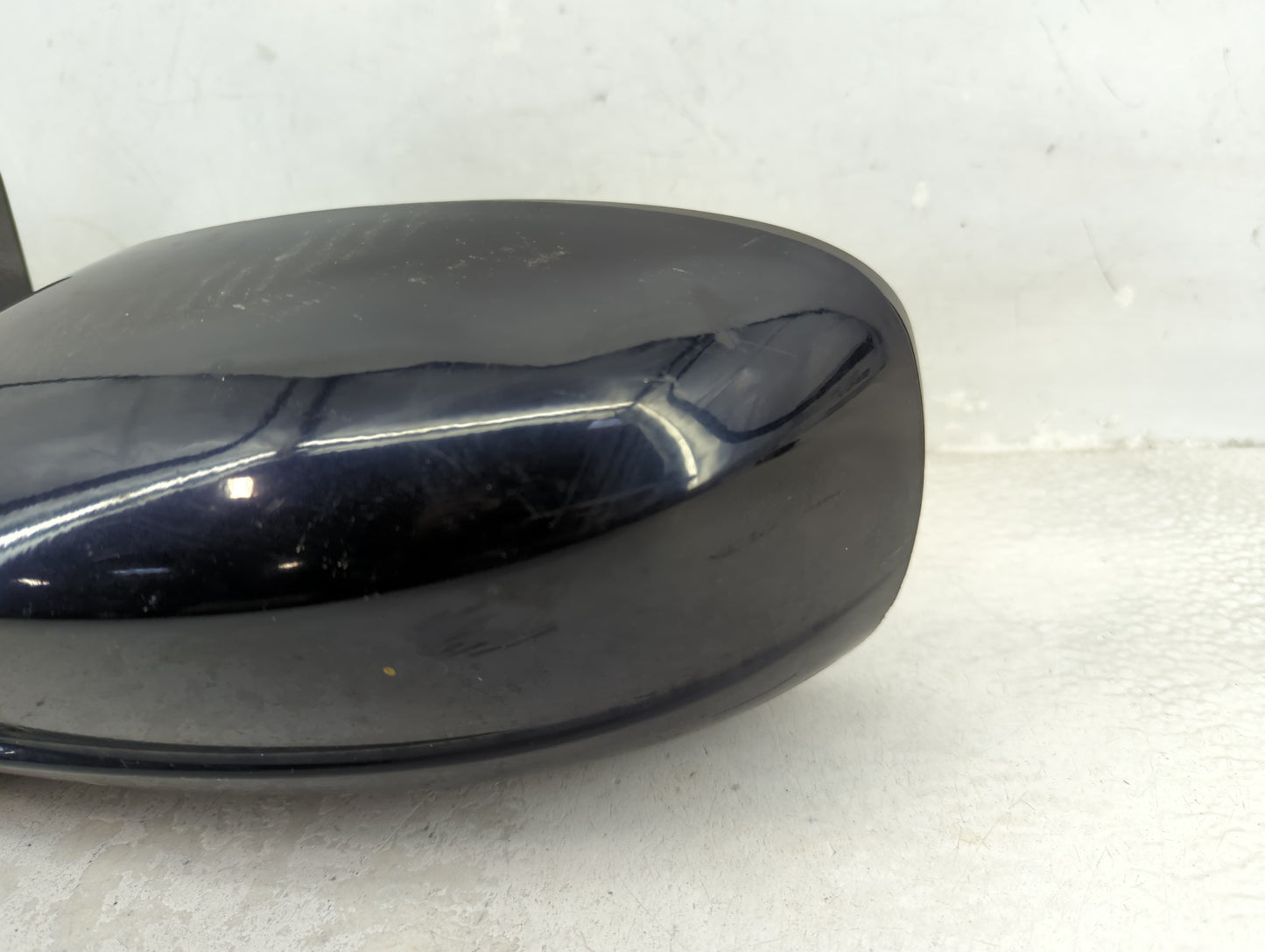 2011-2014 Chrysler 200 Driver Side View Mirror - Left Door Mirror OEM Used - Oemusedautoparts1.com