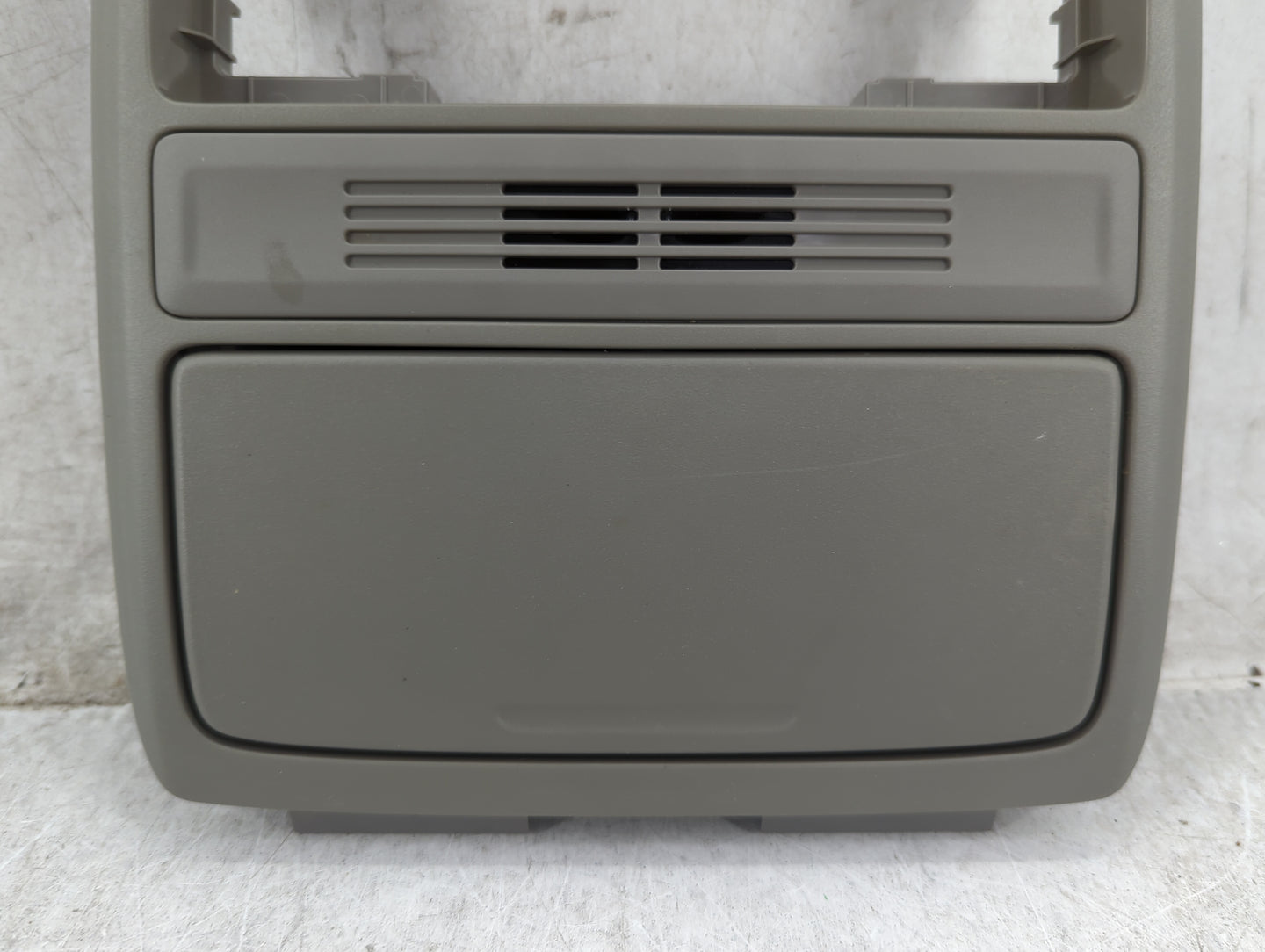 2012 Chrysler 200 Overhead Roof Console - Oemusedautoparts1.com