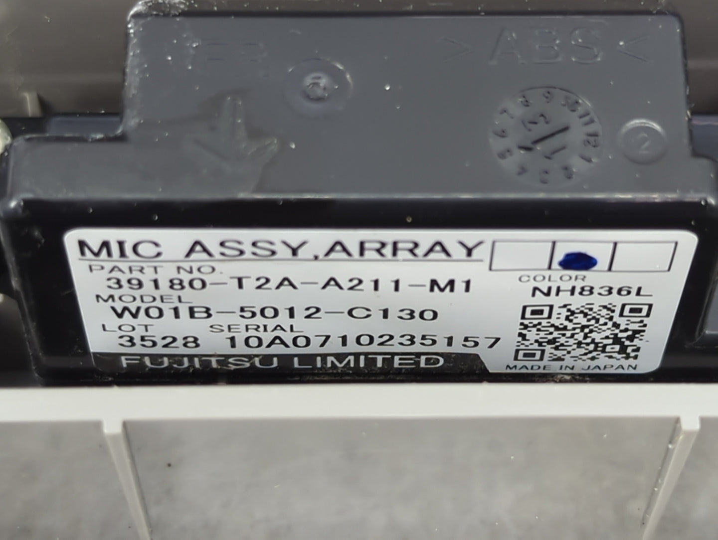 2012 Chrysler 200 Overhead Roof Console - Oemusedautoparts1.com